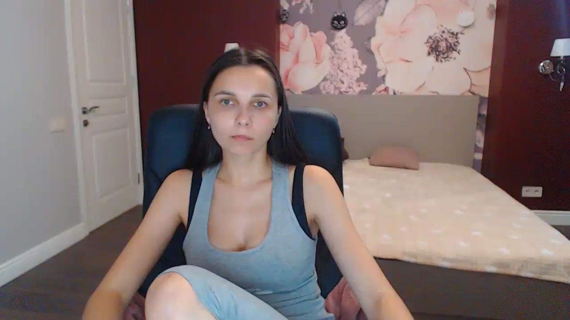 Gallery image thumbnail from Karina_Mils's myfreecams stream on, 07/22/2023, 10:06 image 19 of 20