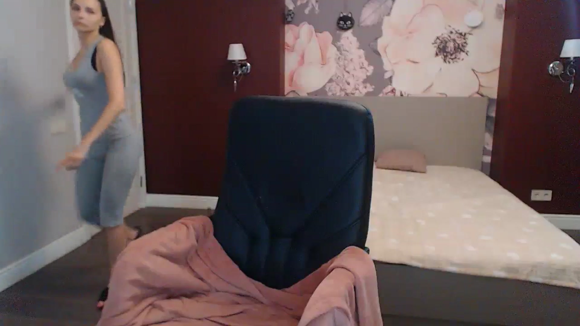 Gallery image thumbnail from Karina_Mils's myfreecams stream on, 07/22/2023, 10:06 image 14 of 20