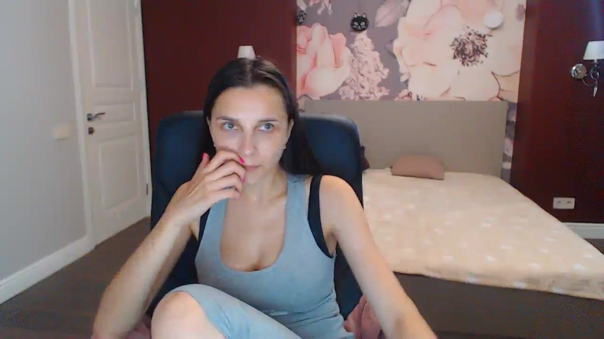 Gallery image thumbnail from Karina_Mils's myfreecams stream on, 07/22/2023, 10:23 image 2 of 20