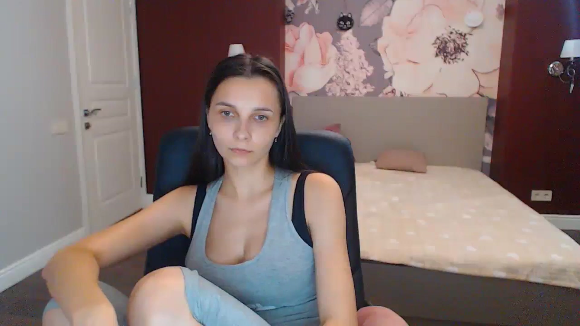 Gallery image thumbnail from Karina_Mils's myfreecams stream on, 07/22/2023, 10:23 image 12 of 20