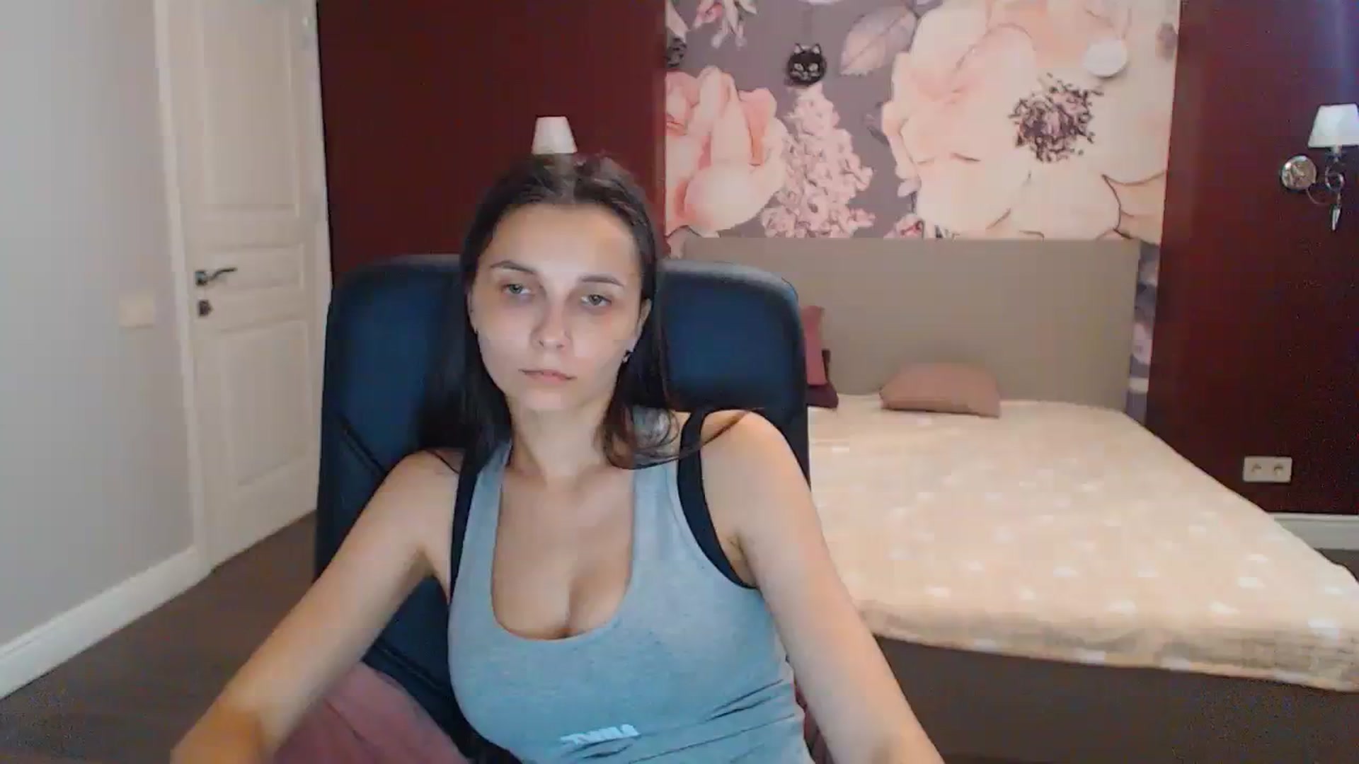 Gallery image thumbnail from Karina_Mils's myfreecams stream on, 07/22/2023, 14:43 image 11 of 20