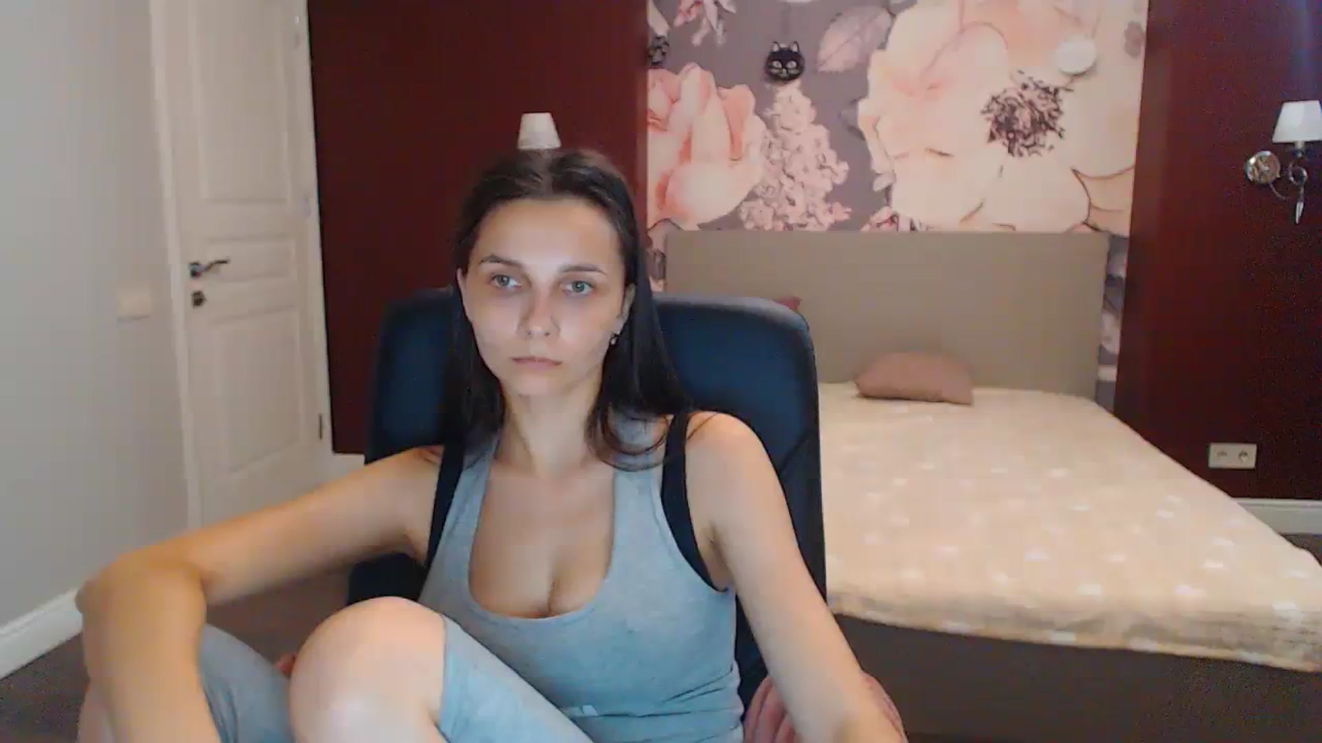 Gallery image thumbnail from Karina_Mils's myfreecams stream on, 07/22/2023, 14:43 image 17 of 20