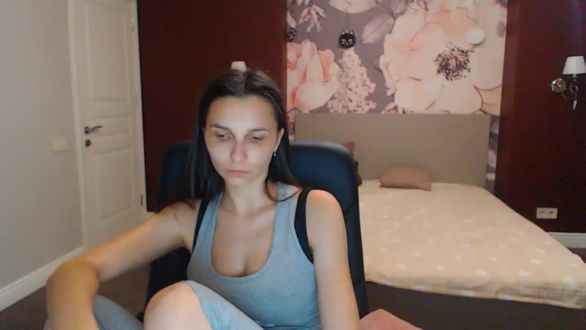 Gallery image thumbnail from Karina_Mils's myfreecams stream on, 07/22/2023, 16:55 image 3 of 20