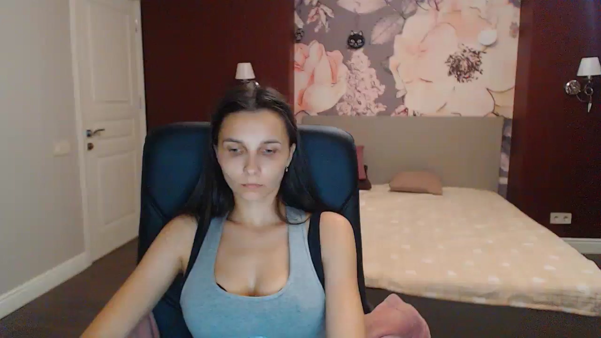 Gallery image thumbnail from Karina_Mils's myfreecams stream on, 07/22/2023, 16:55 image 6 of 20
