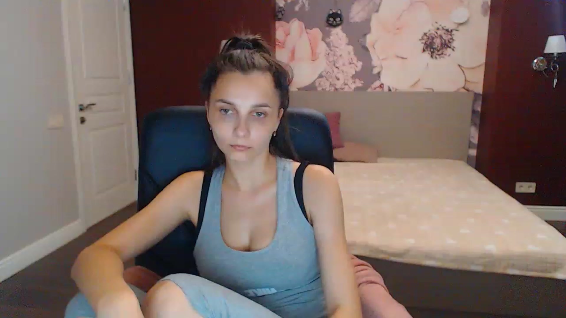 Gallery image thumbnail from Karina_Mils's myfreecams stream on, 07/23/2023, 13:04 image 7 of 20