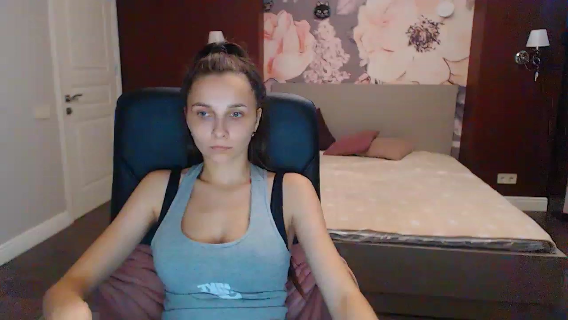 Gallery image thumbnail from Karina_Mils's myfreecams stream on, 07/29/2023, 06:50 image 19 of 20