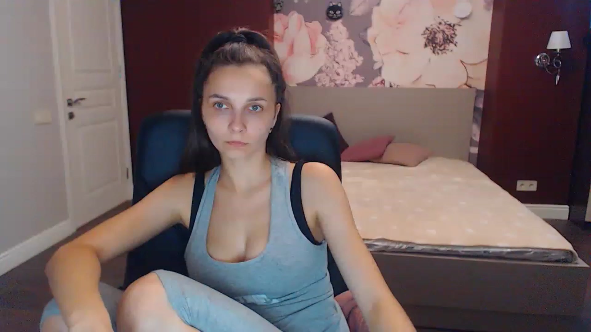 Gallery image thumbnail from Karina_Mils's myfreecams stream on, 07/29/2023, 06:50 image 2 of 20