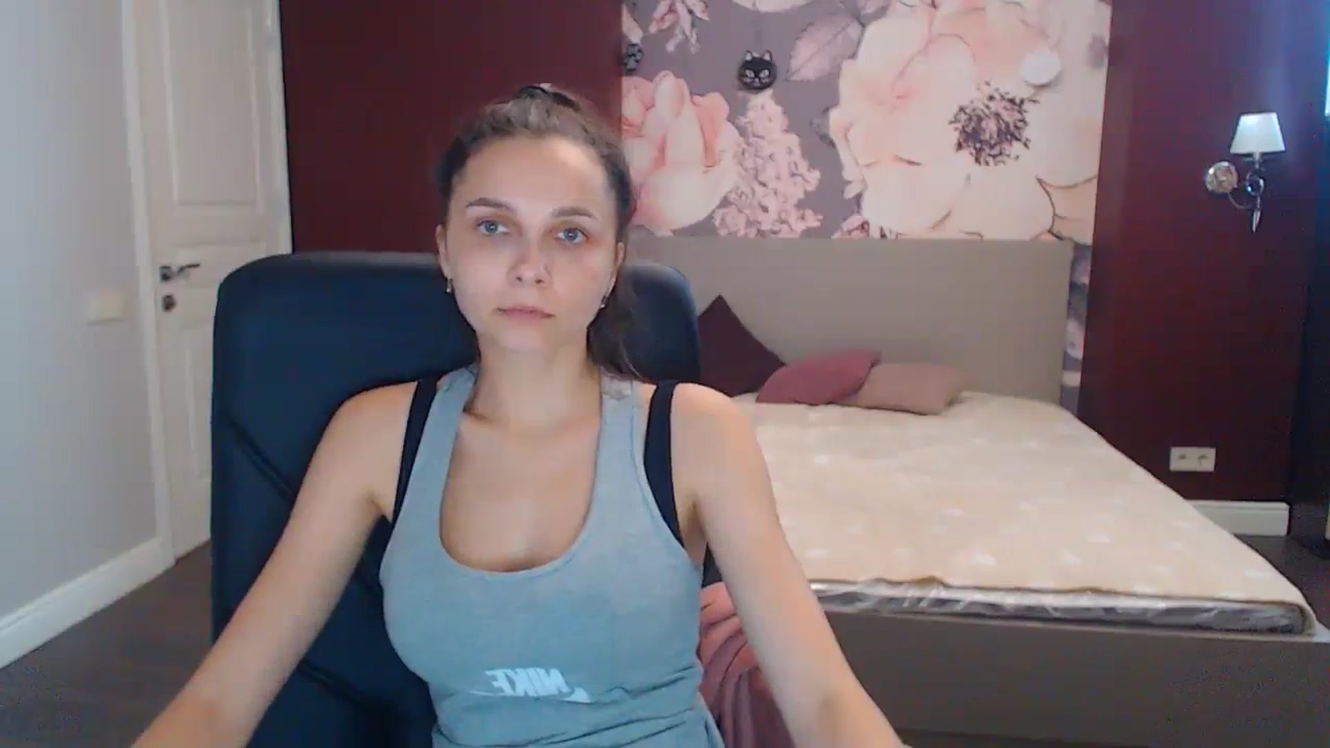 Gallery image thumbnail from Karina_Mils's myfreecams stream on, 07/29/2023, 12:21 image 7 of 20