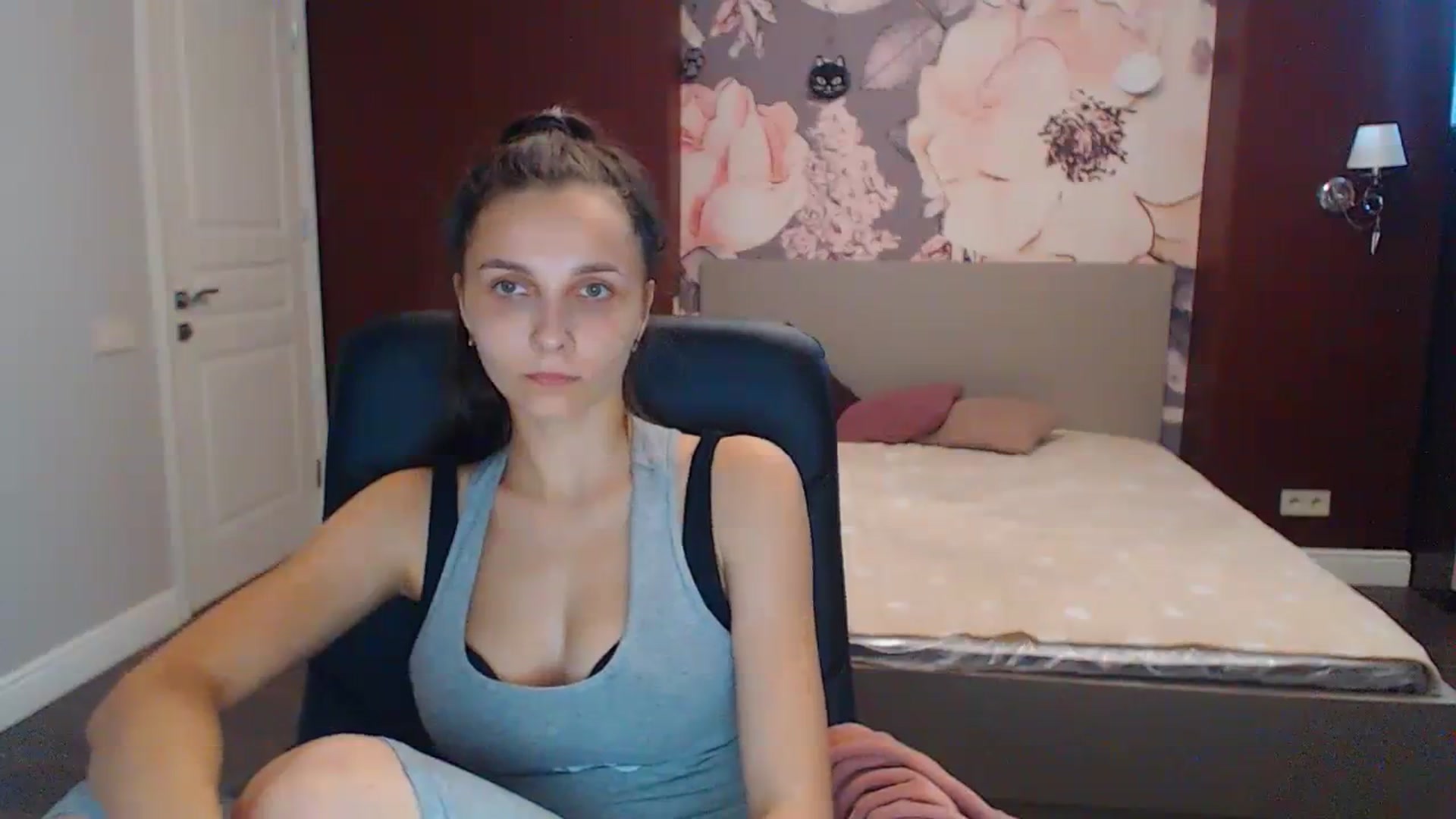 Gallery image thumbnail from Karina_Mils's myfreecams stream on, 07/29/2023, 12:21 image 20 of 20