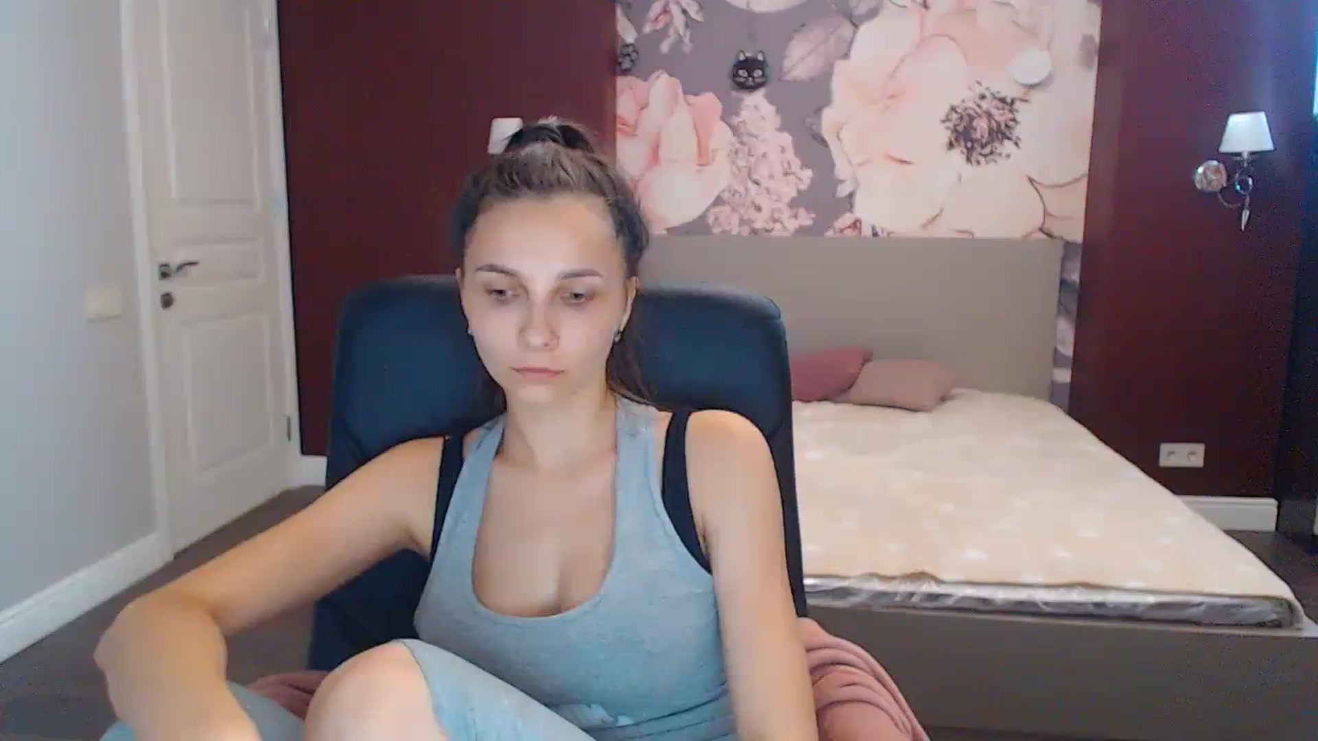 Gallery image thumbnail from Karina_Mils's myfreecams stream on, 07/29/2023, 12:21 image 1 of 20