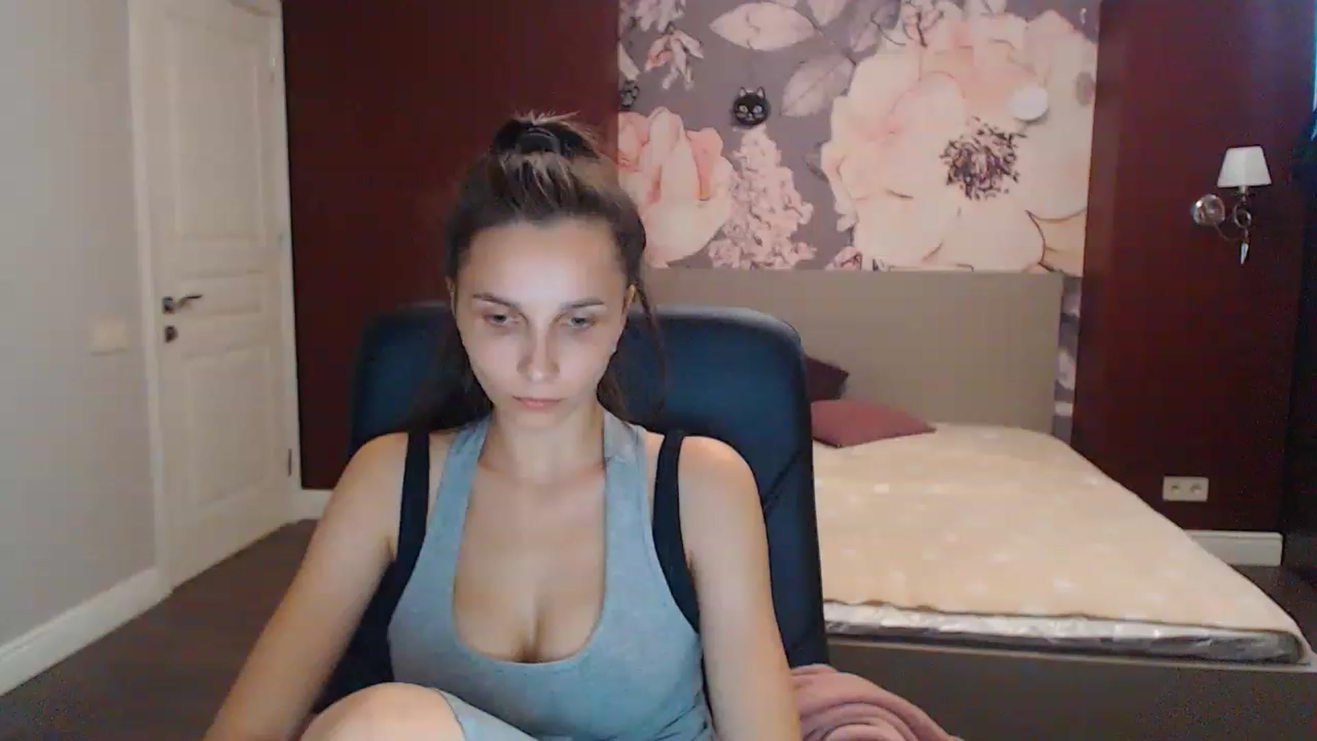 Gallery image thumbnail from Karina_Mils's myfreecams stream on, 07/30/2023, 15:58 image 8 of 20
