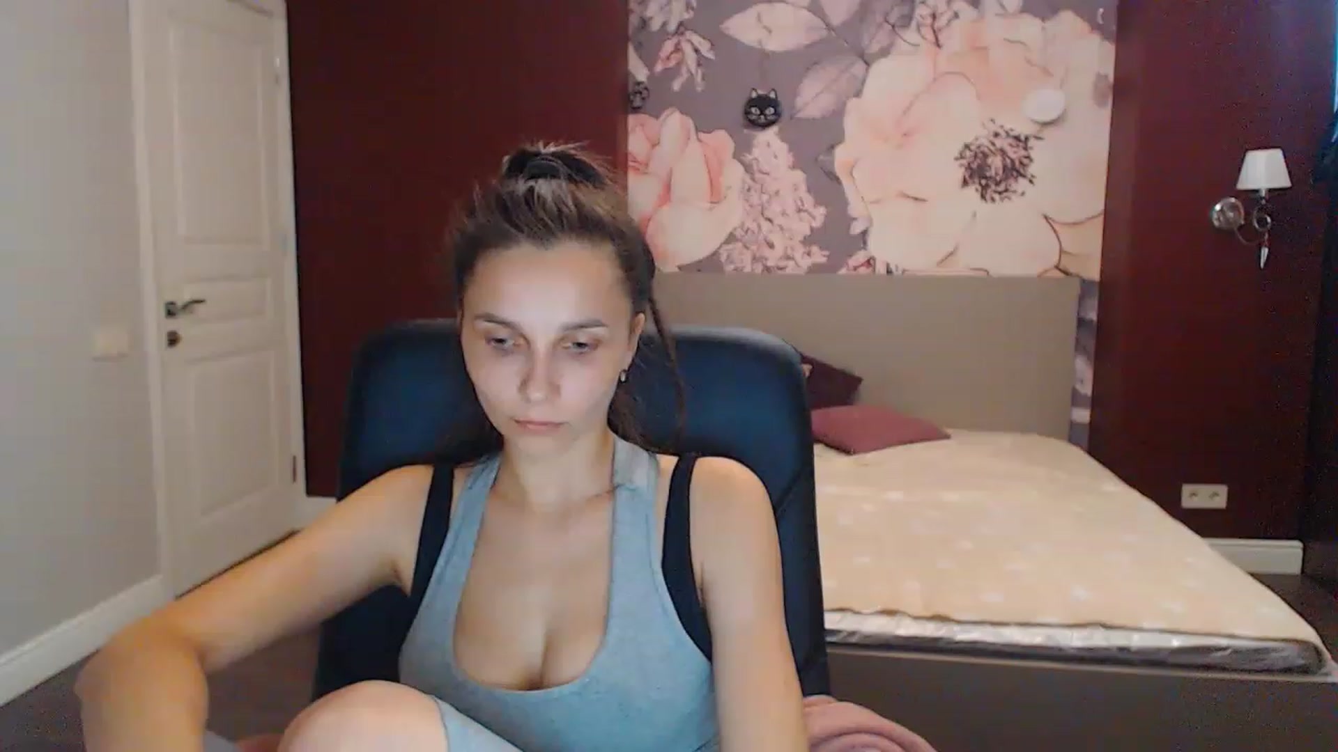 Gallery image thumbnail from Karina_Mils's myfreecams stream on, 07/30/2023, 15:58 image 9 of 20
