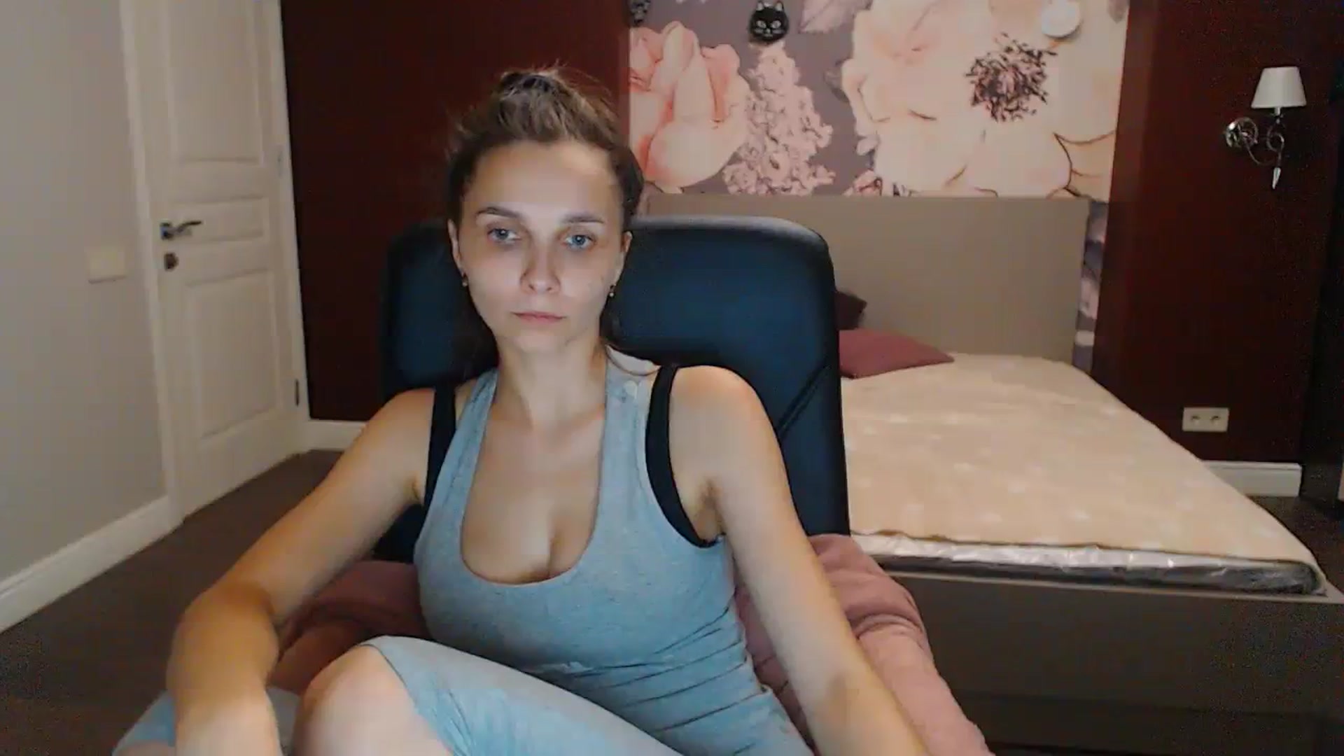 Gallery image thumbnail from Karina_Mils's myfreecams stream on, 07/30/2023, 16:59 image 3 of 20