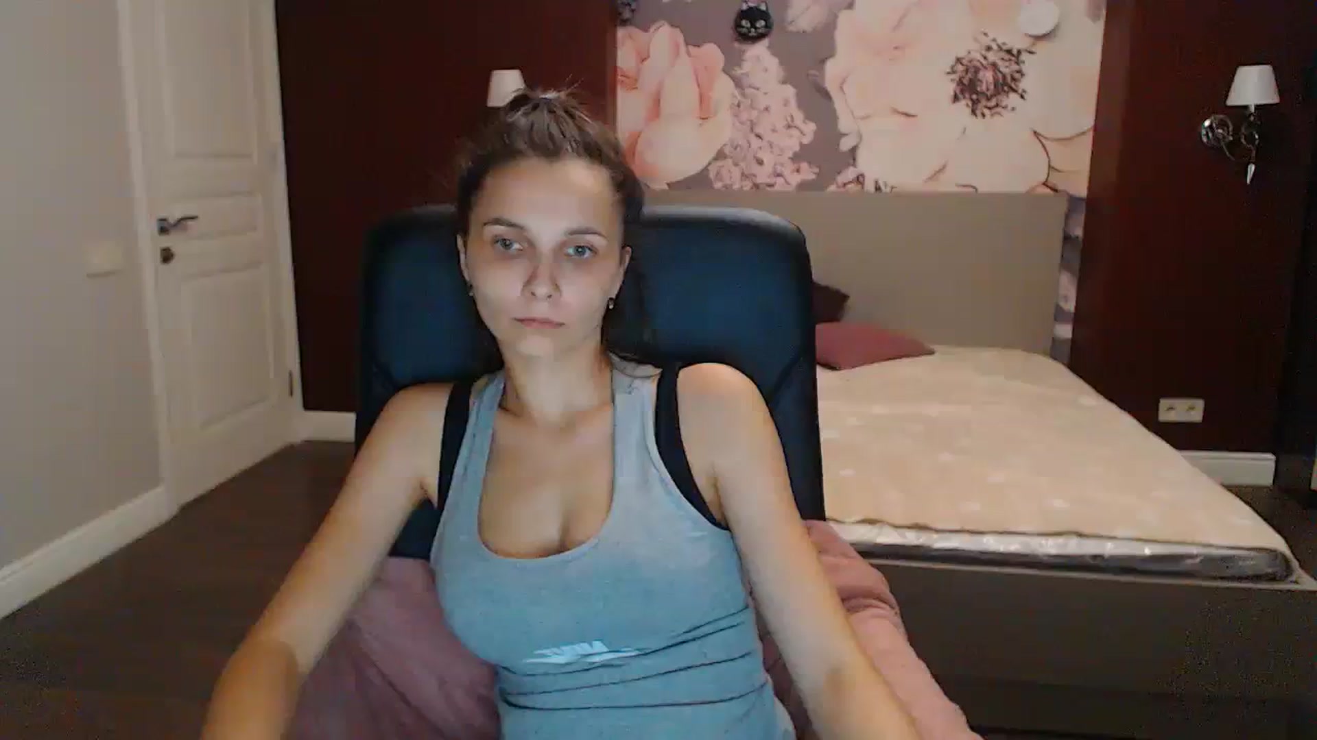 Gallery image thumbnail from Karina_Mils's myfreecams stream on, 07/30/2023, 16:59 image 19 of 20