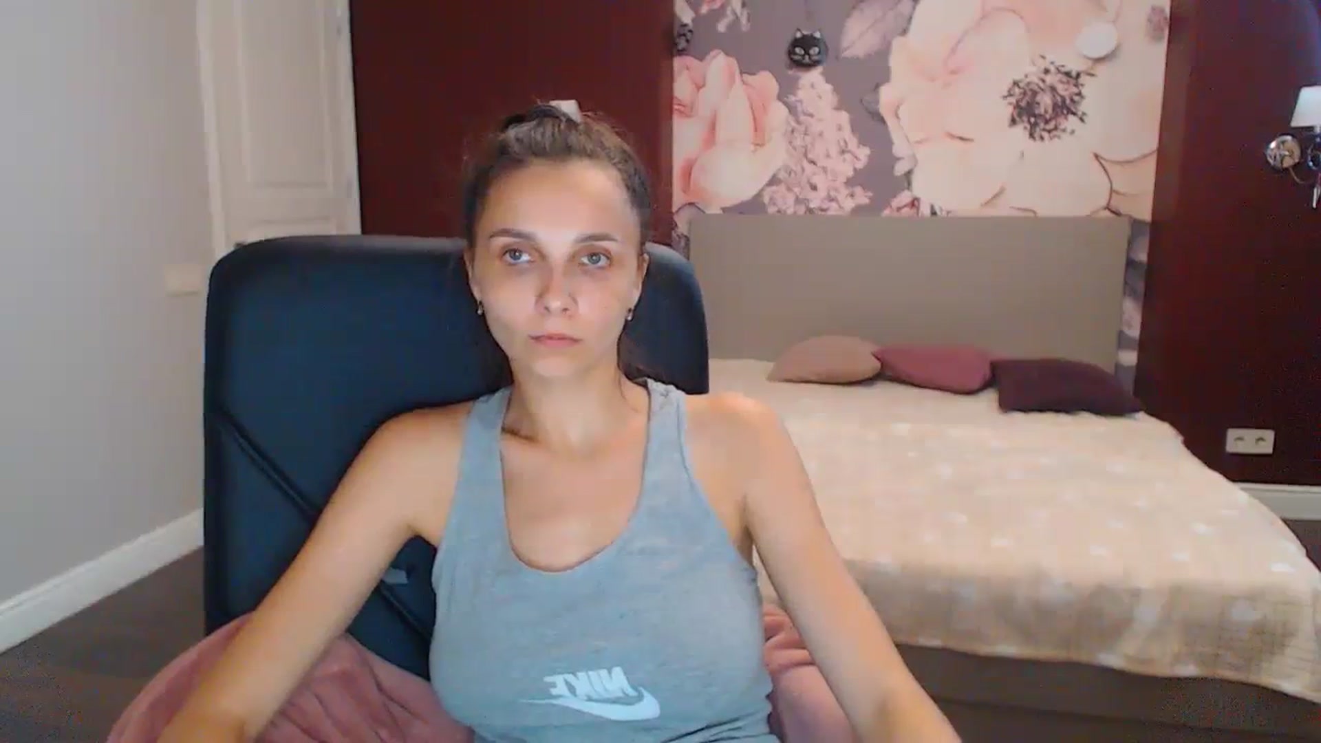 Gallery image thumbnail from Karina_Mils's myfreecams stream on, 08/10/2023, 10:54 image 20 of 20
