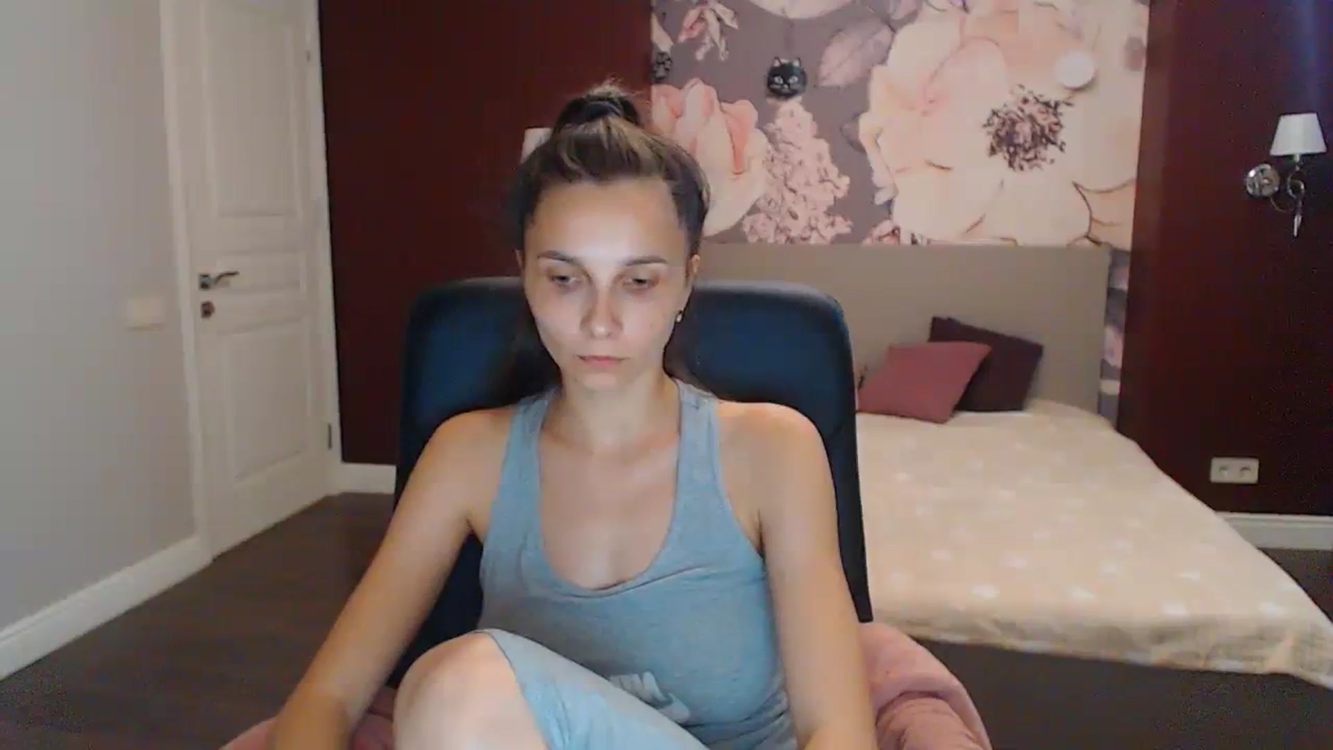 Gallery image thumbnail from Karina_Mils's myfreecams stream on, 08/11/2023, 09:48 image 20 of 20