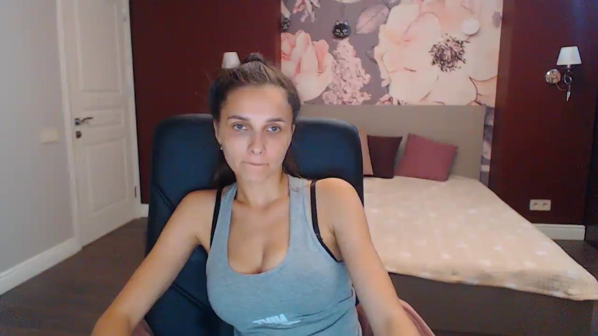 Gallery image thumbnail from Karina_Mils's myfreecams stream on, 08/13/2023, 10:58 image 20 of 20