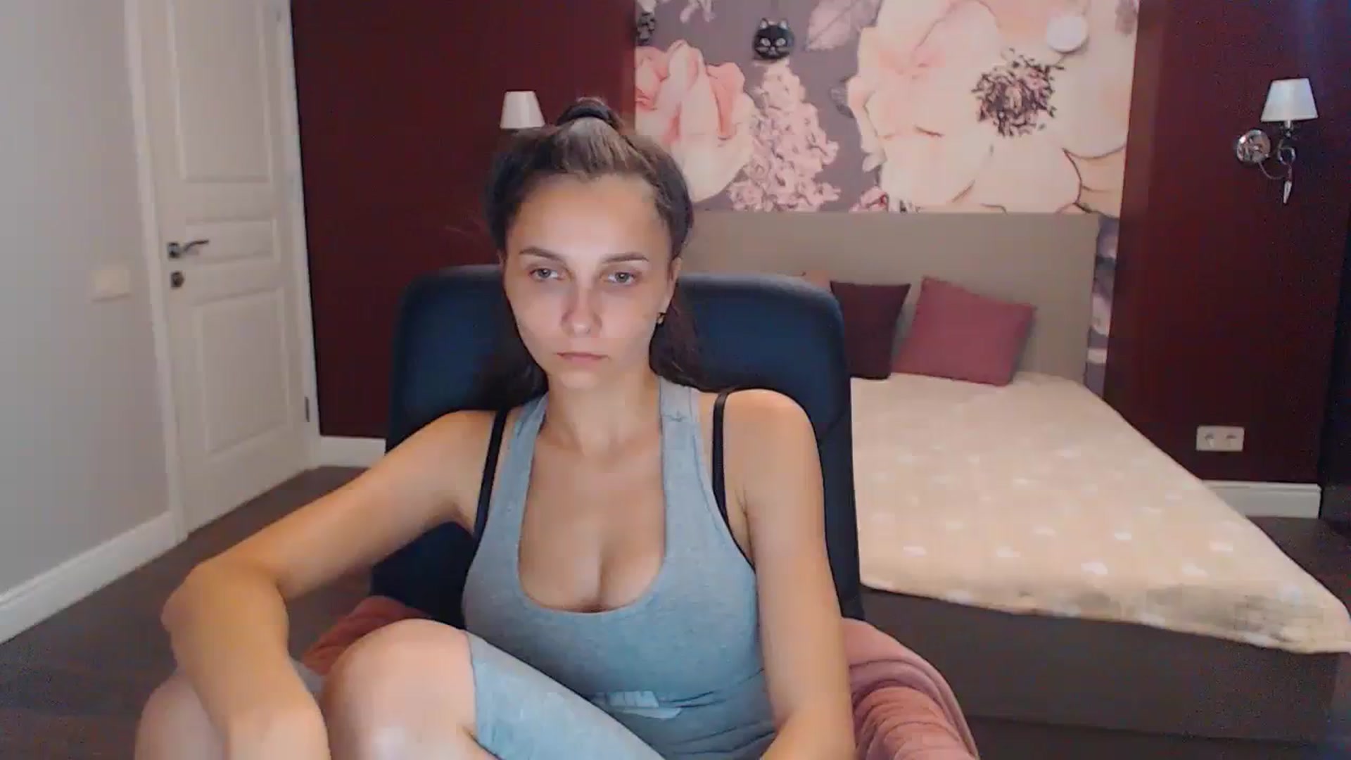 Gallery image thumbnail from Karina_Mils's myfreecams stream on, 08/13/2023, 10:58 image 1 of 20
