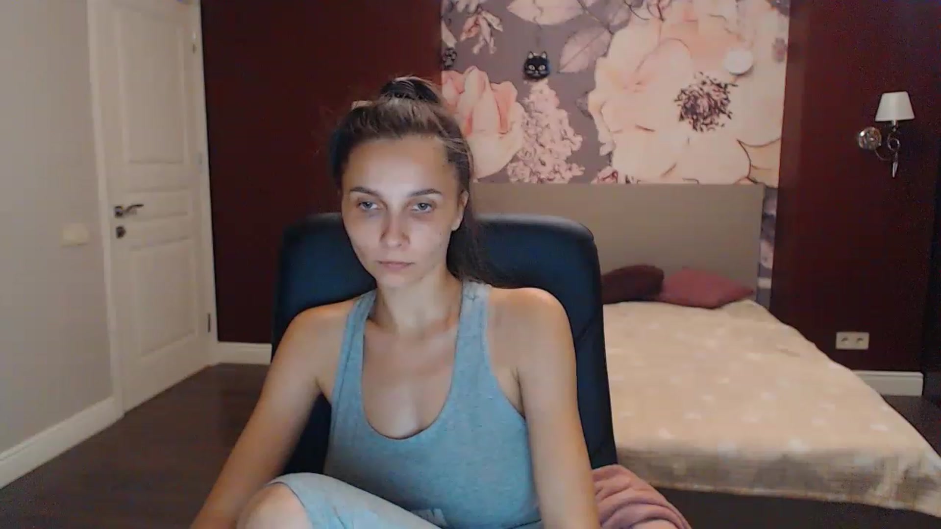 Gallery image thumbnail from Karina_Mils's myfreecams stream on, 08/13/2023, 16:29 image 11 of 20