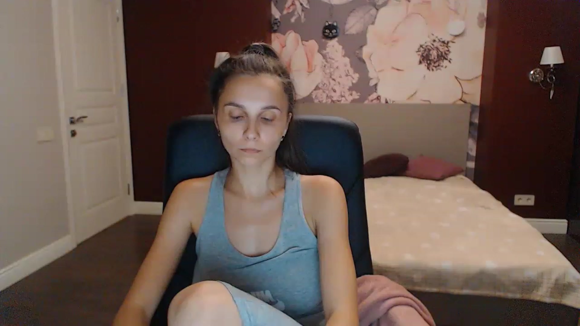 Gallery image thumbnail from Karina_Mils's myfreecams stream on, 08/13/2023, 16:29 image 20 of 20