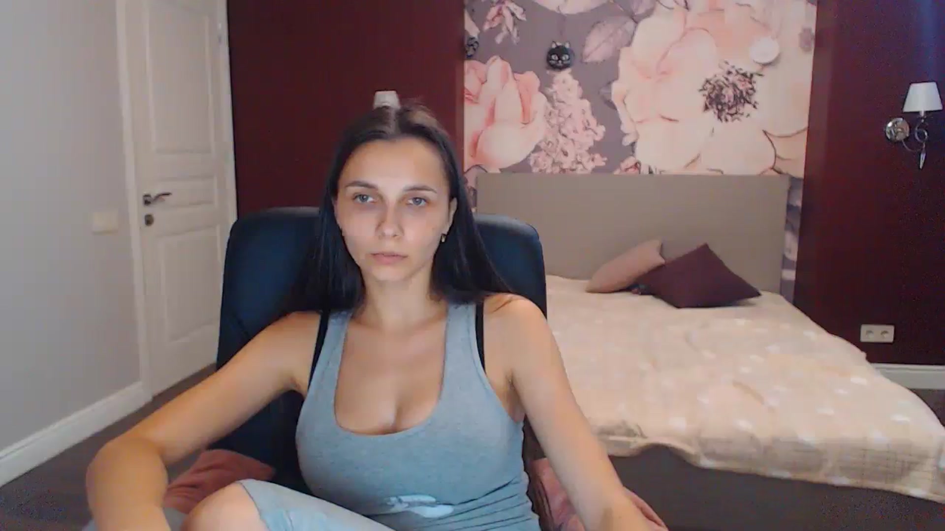 Gallery image thumbnail from Karina_Mils's myfreecams stream on, 08/17/2023, 10:10 image 20 of 20