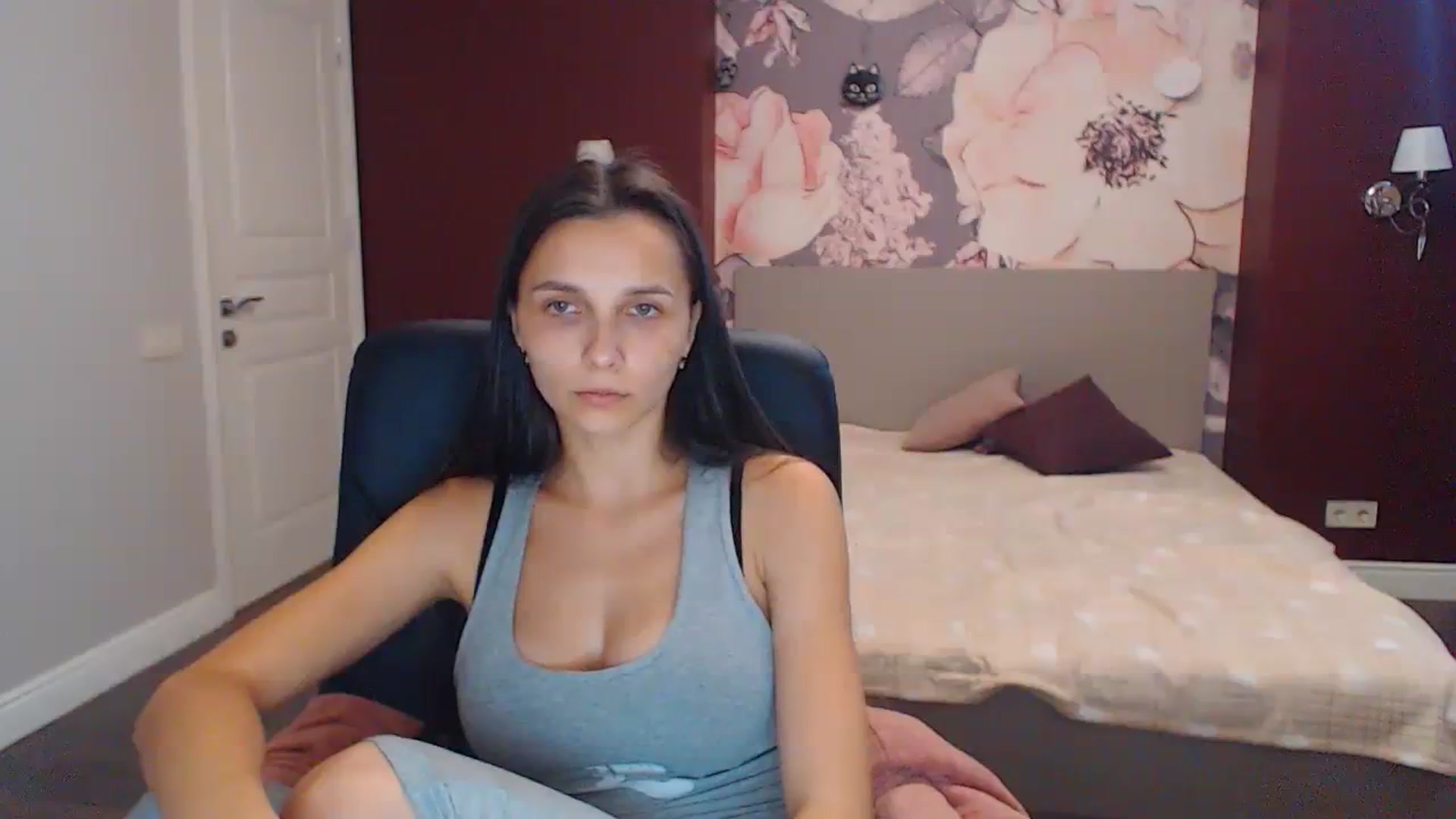 Gallery image thumbnail from Karina_Mils's myfreecams stream on, 08/17/2023, 10:10 image 17 of 20