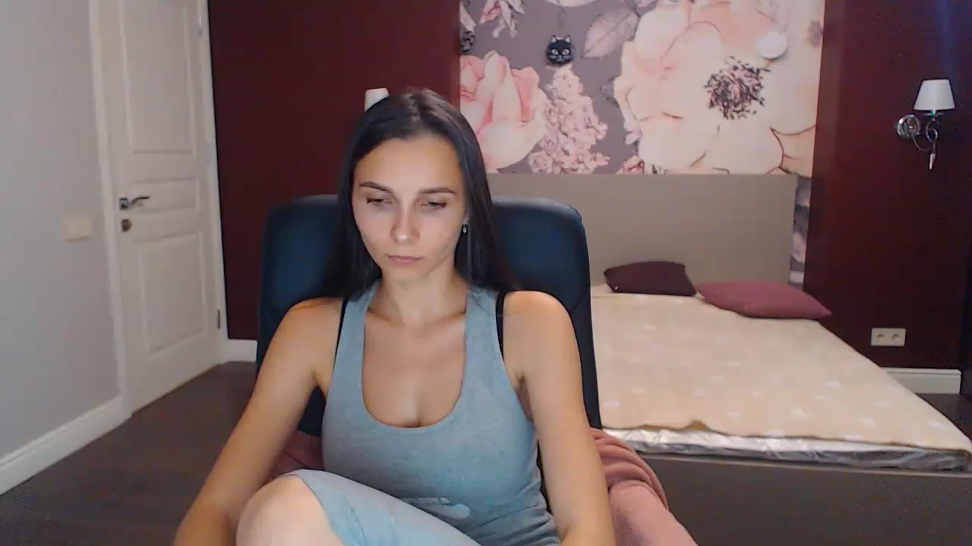 Gallery image thumbnail from Karina_Mils's myfreecams stream on, 08/28/2023, 09:20 image 6 of 20