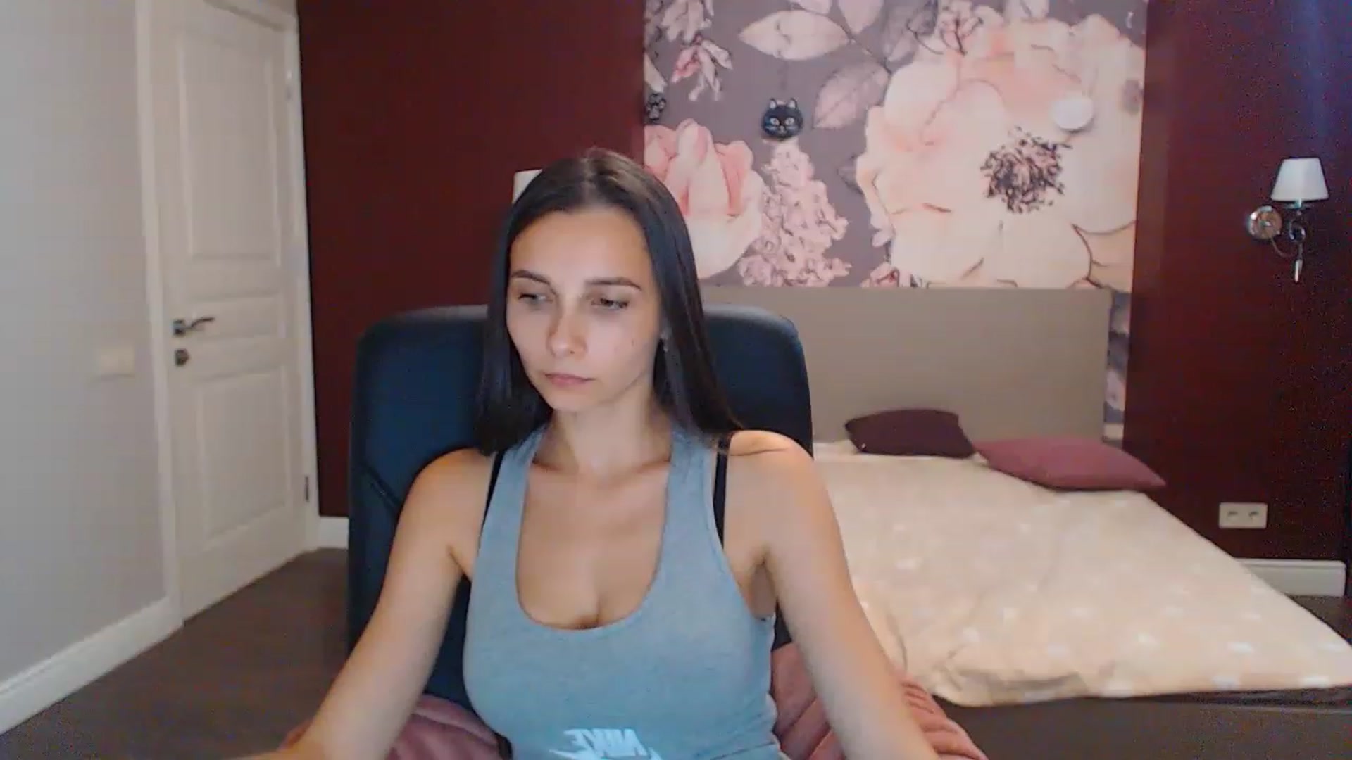 Gallery image thumbnail from Karina_Mils's myfreecams stream on, 08/28/2023, 10:23 image 2 of 20