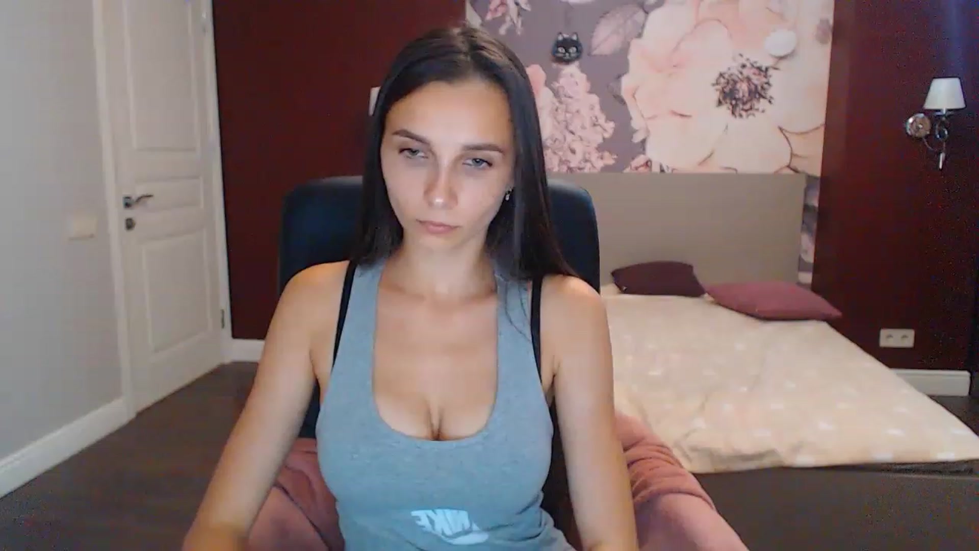 Gallery image thumbnail from Karina_Mils's myfreecams stream on, 08/28/2023, 10:23 image 10 of 20