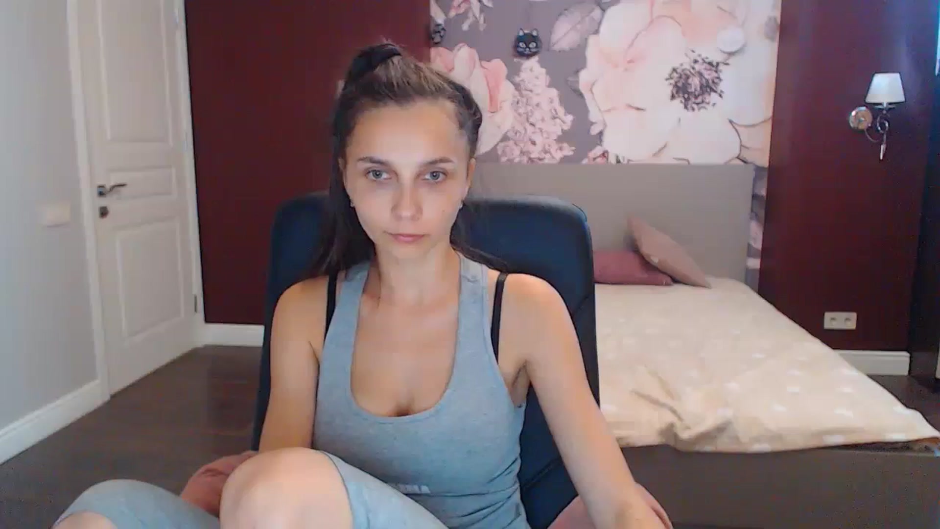 Gallery image thumbnail from Karina_Mils's myfreecams stream on, 08/31/2023, 11:12 image 11 of 20