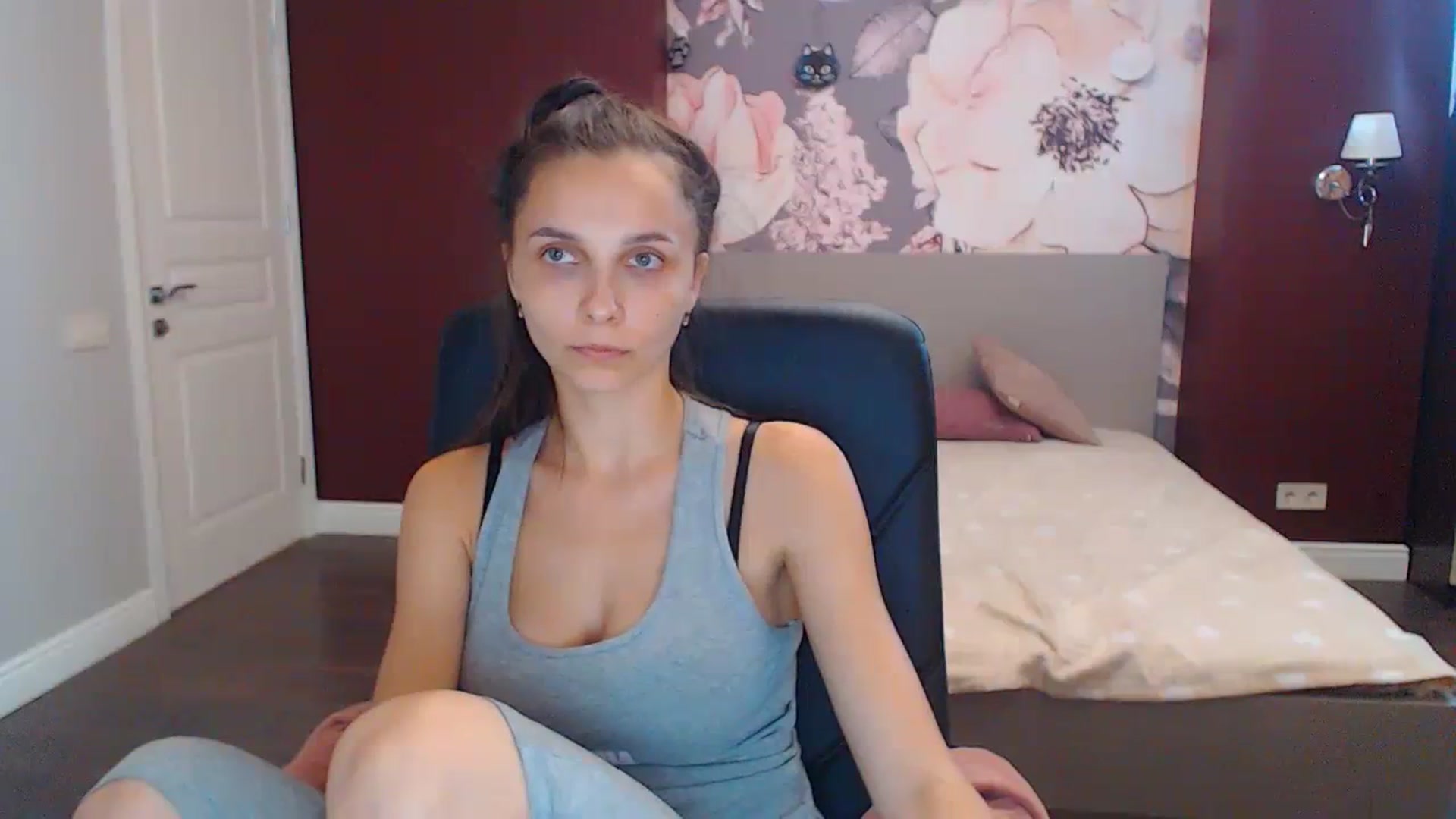 Gallery image thumbnail from Karina_Mils's myfreecams stream on, 08/31/2023, 11:12 image 19 of 20