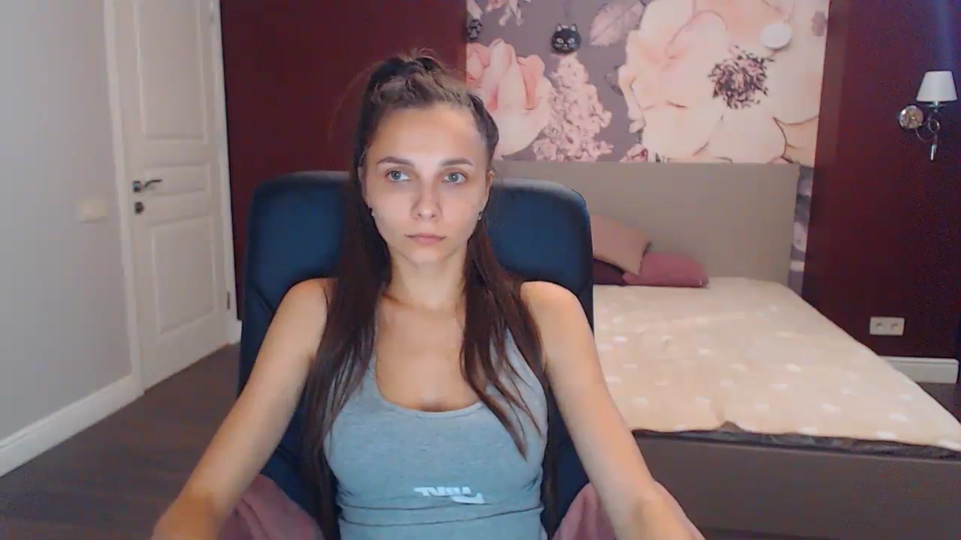 Gallery image thumbnail from Karina_Mils's myfreecams stream on, 09/02/2023, 11:05 image 6 of 20