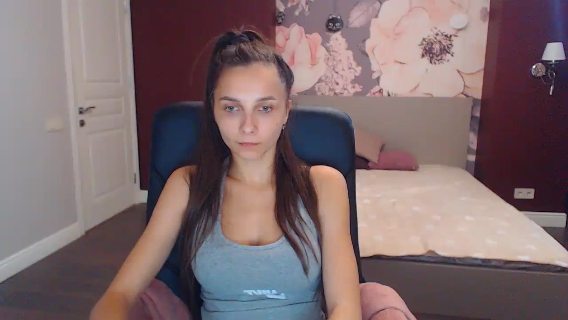 Gallery image thumbnail from Karina_Mils's myfreecams stream on, 09/02/2023, 11:05 image 5 of 20