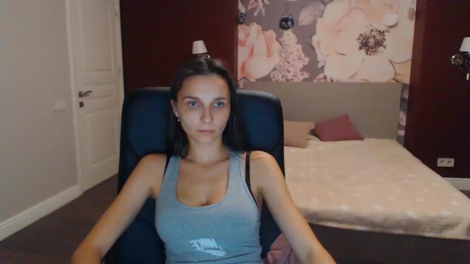 Gallery image thumbnail from Karina_Mils's myfreecams stream on, 09/09/2023, 17:39 image 20 of 20