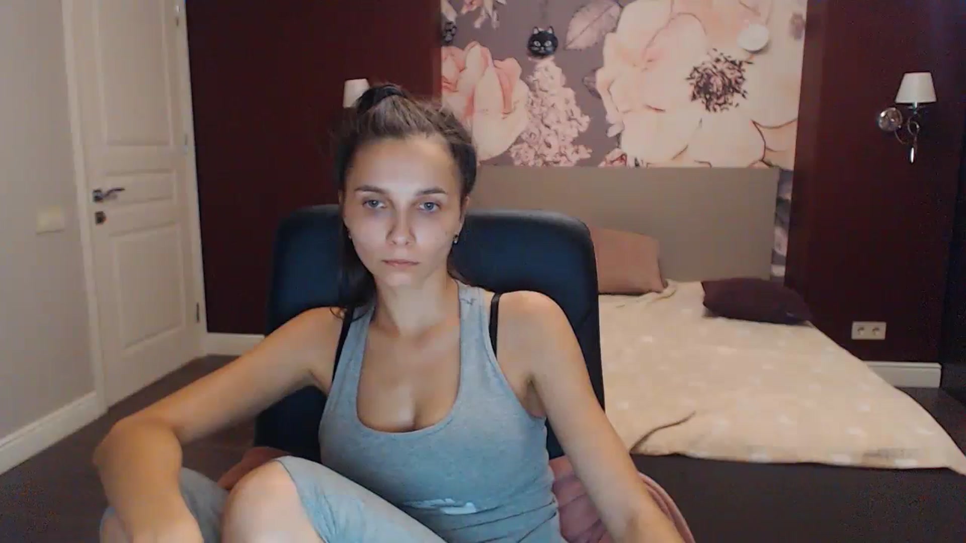 Gallery image thumbnail from Karina_Mils's myfreecams stream on, 09/29/2023, 15:23 image 5 of 20