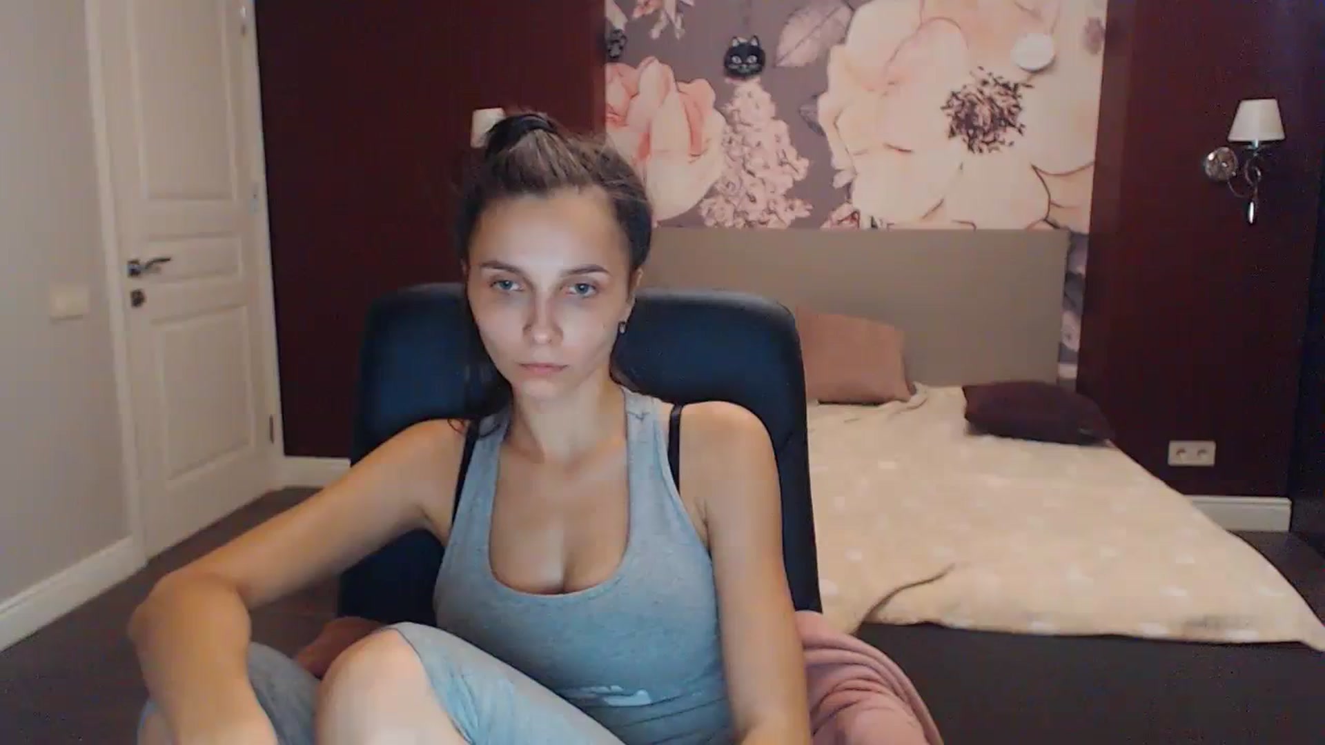 Gallery image thumbnail from Karina_Mils's myfreecams stream on, 09/29/2023, 15:23 image 3 of 20