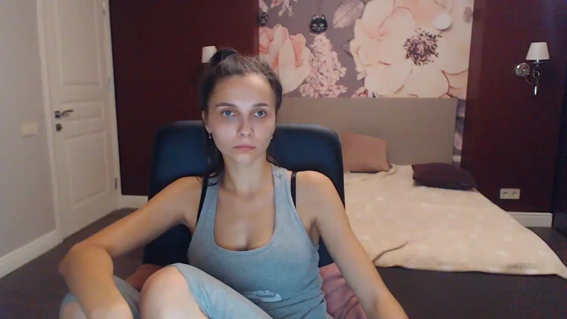 Gallery image thumbnail from Karina_Mils's myfreecams stream on, 09/29/2023, 15:23 image 1 of 20