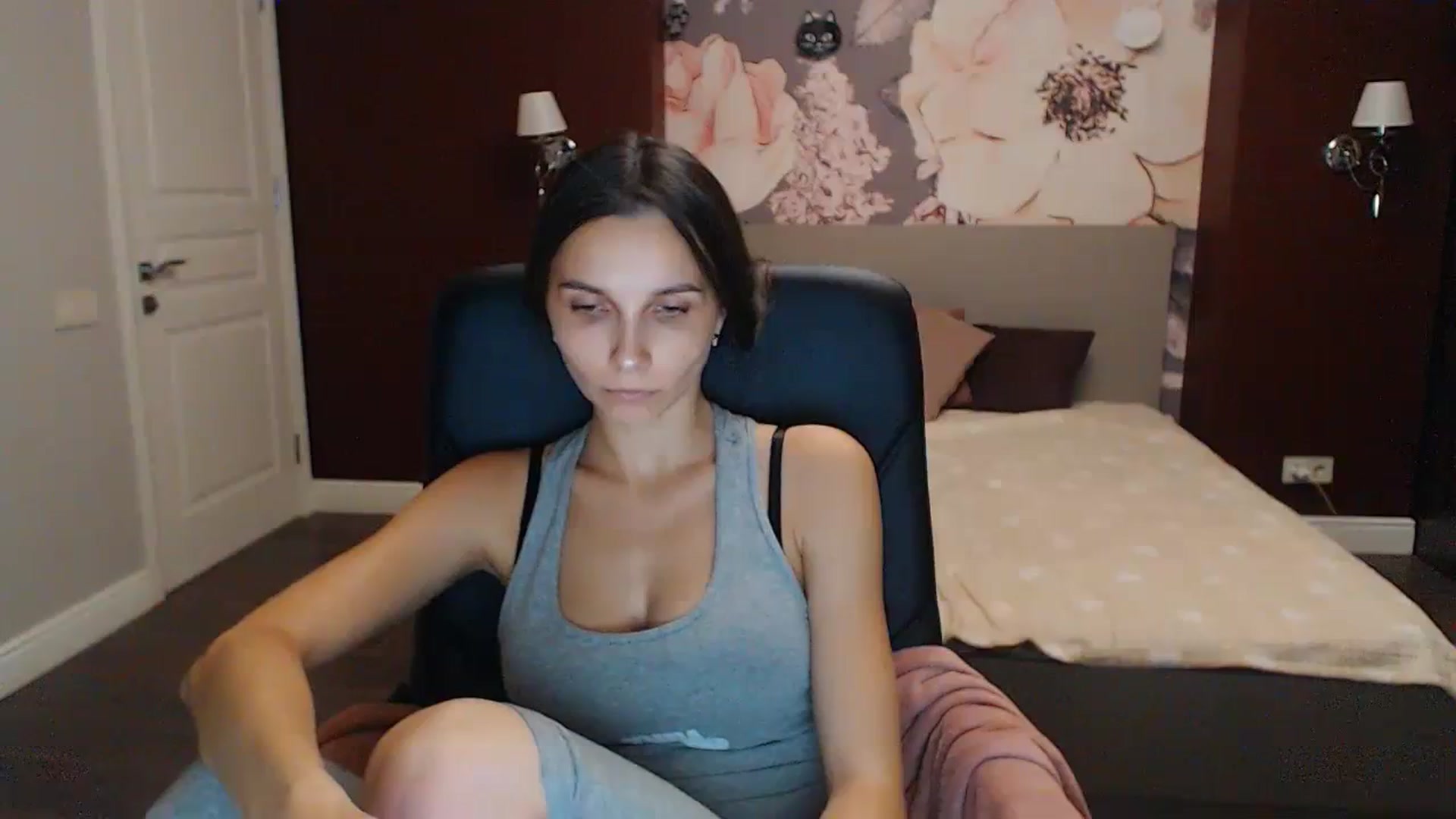Gallery image thumbnail from Karina_Mils's myfreecams stream on, 10/08/2023, 15:16 image 20 of 20