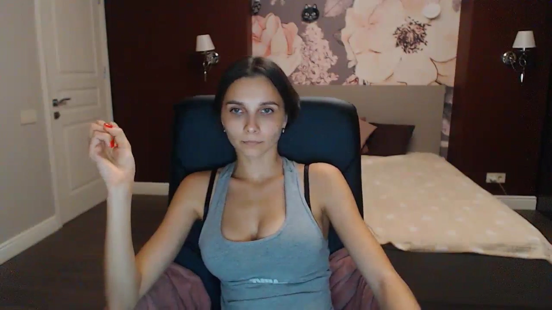 Gallery image thumbnail from Karina_Mils's myfreecams stream on, 10/08/2023, 15:37 image 19 of 20