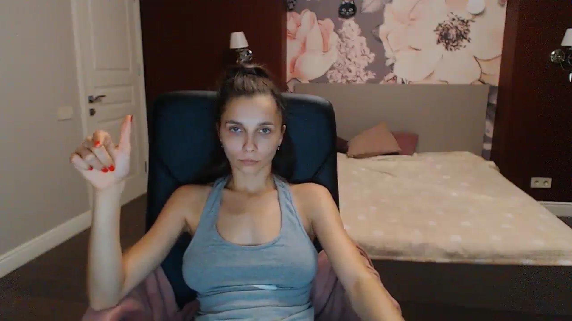Gallery image thumbnail from Karina_Mils's myfreecams stream on, 10/14/2023, 14:57 image 20 of 20
