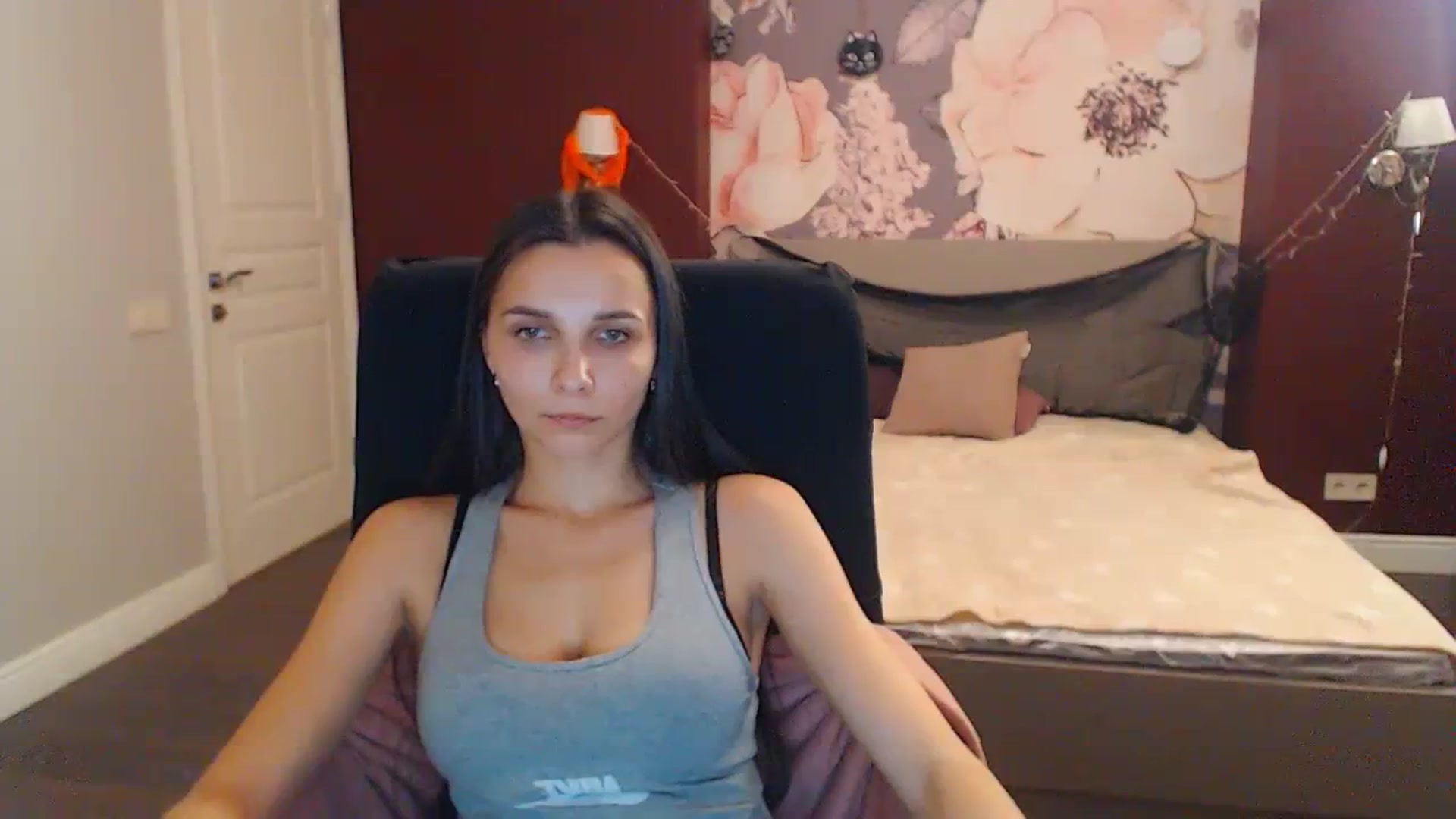 Gallery image thumbnail from Karina_Mils's myfreecams stream on, 10/28/2023, 14:20 image 19 of 20