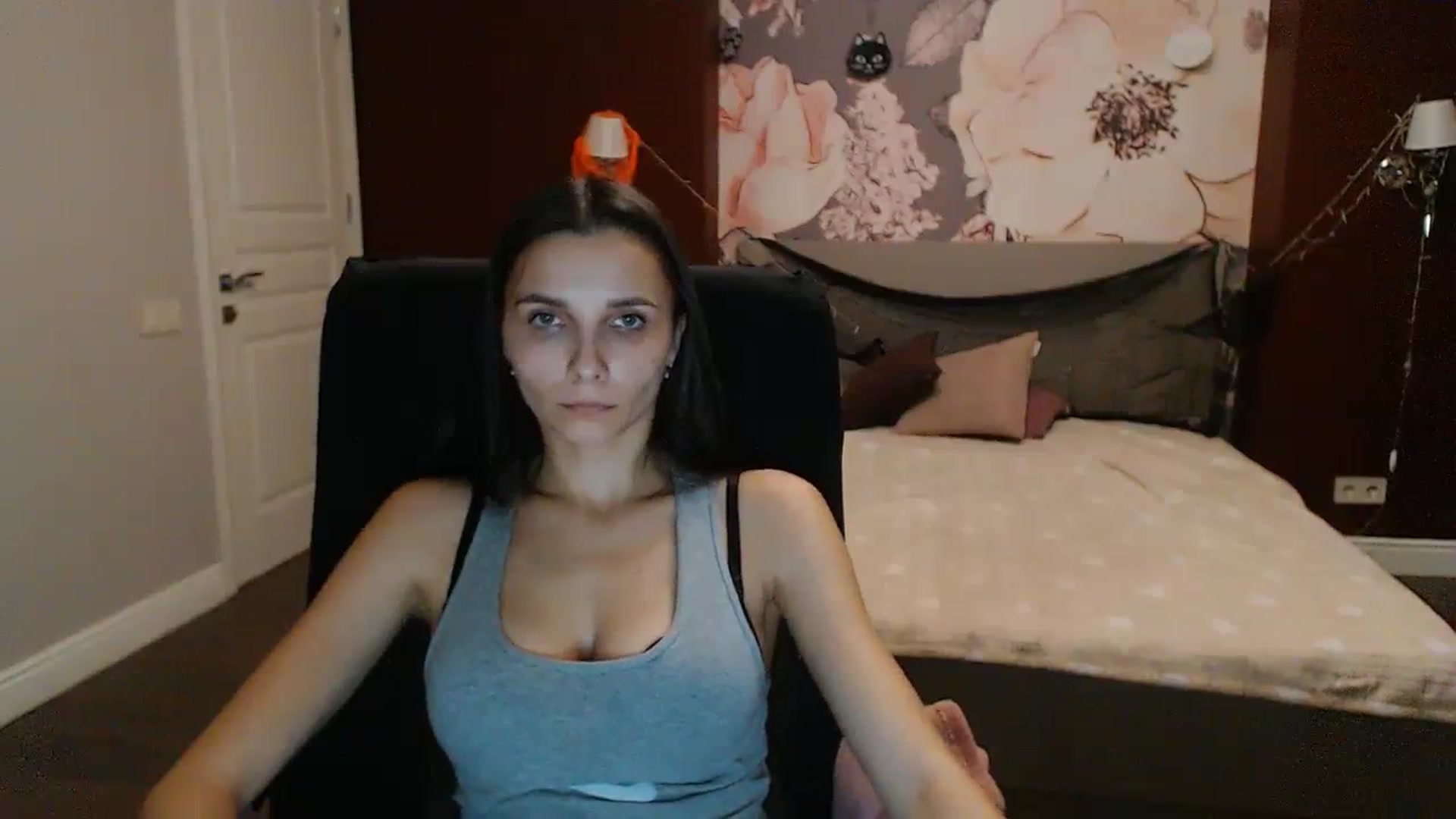 Gallery image thumbnail from Karina_Mils's myfreecams stream on, 10/28/2023, 16:01 image 20 of 20