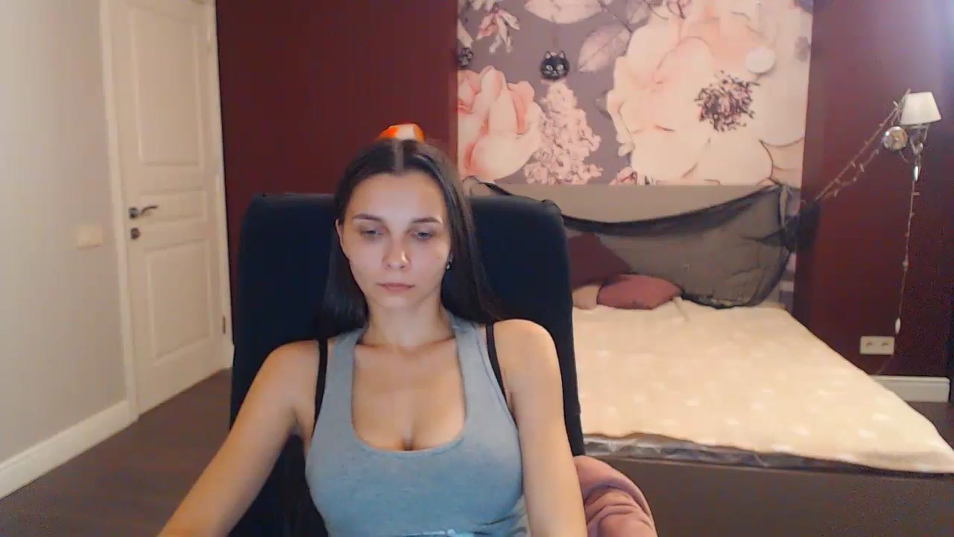 Gallery image thumbnail from Karina_Mils's myfreecams stream on, 10/29/2023, 14:01 image 20 of 20