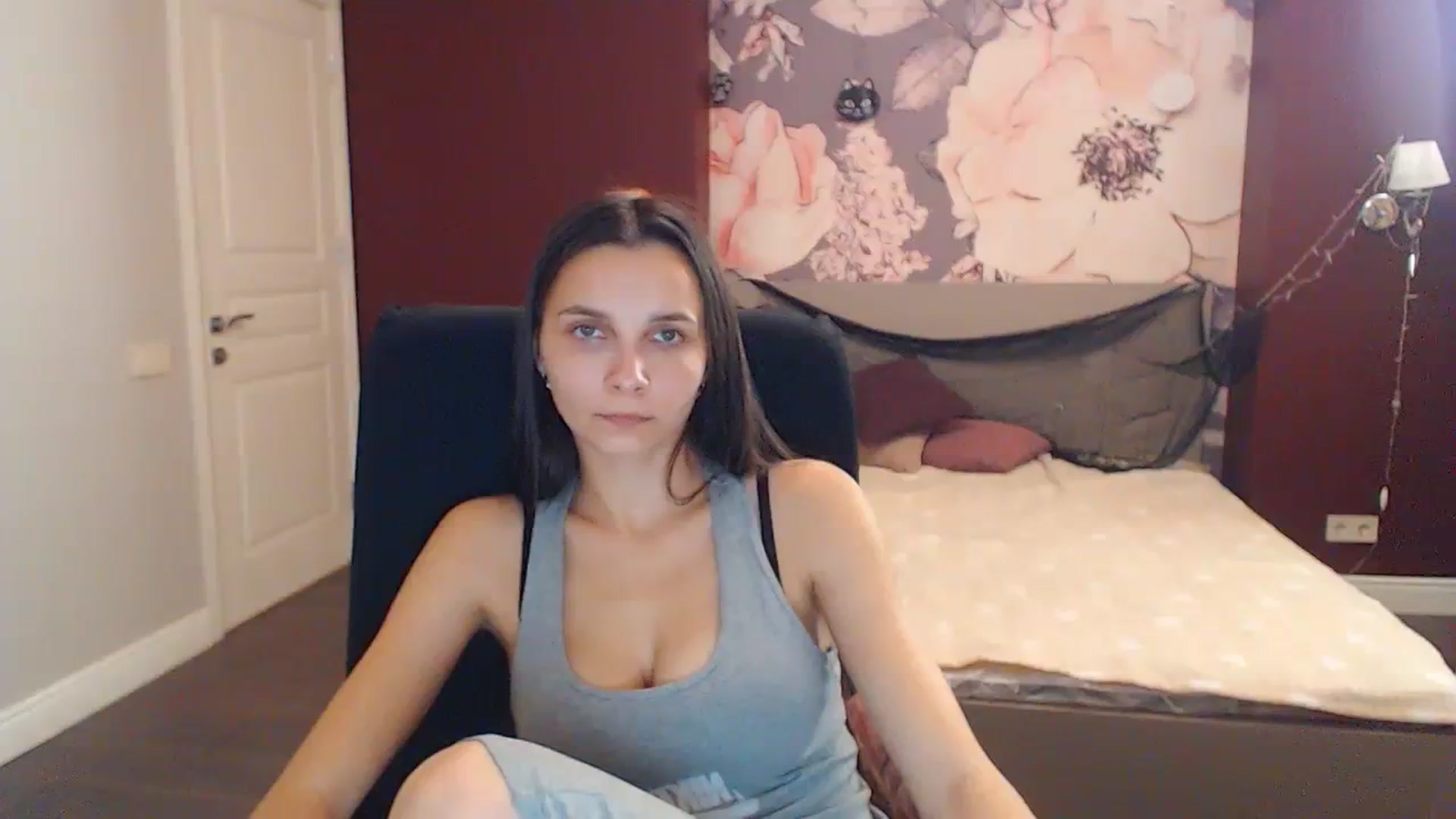 Gallery image thumbnail from Karina_Mils's myfreecams stream on, 10/29/2023, 14:01 image 9 of 20