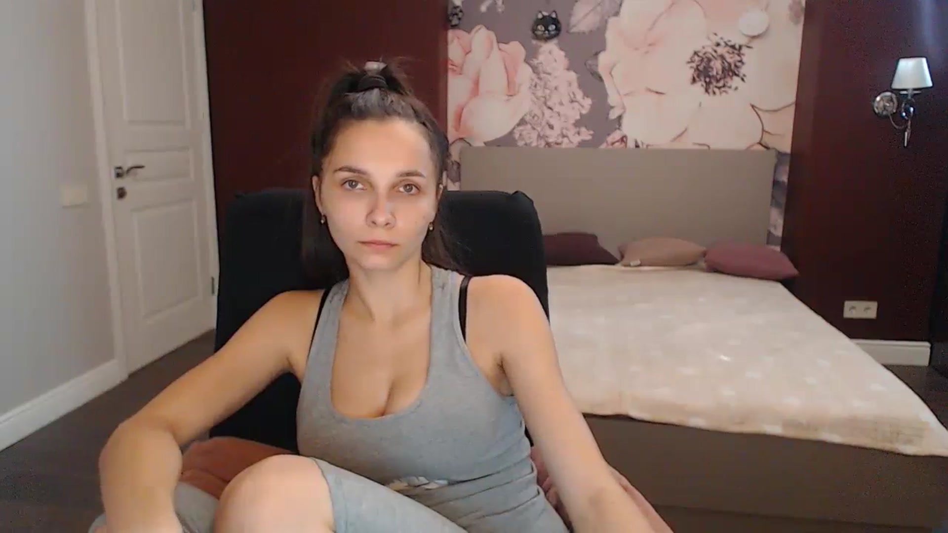 Gallery image thumbnail from Karina_Mils's myfreecams stream on, 11/02/2023, 10:56 image 2 of 20