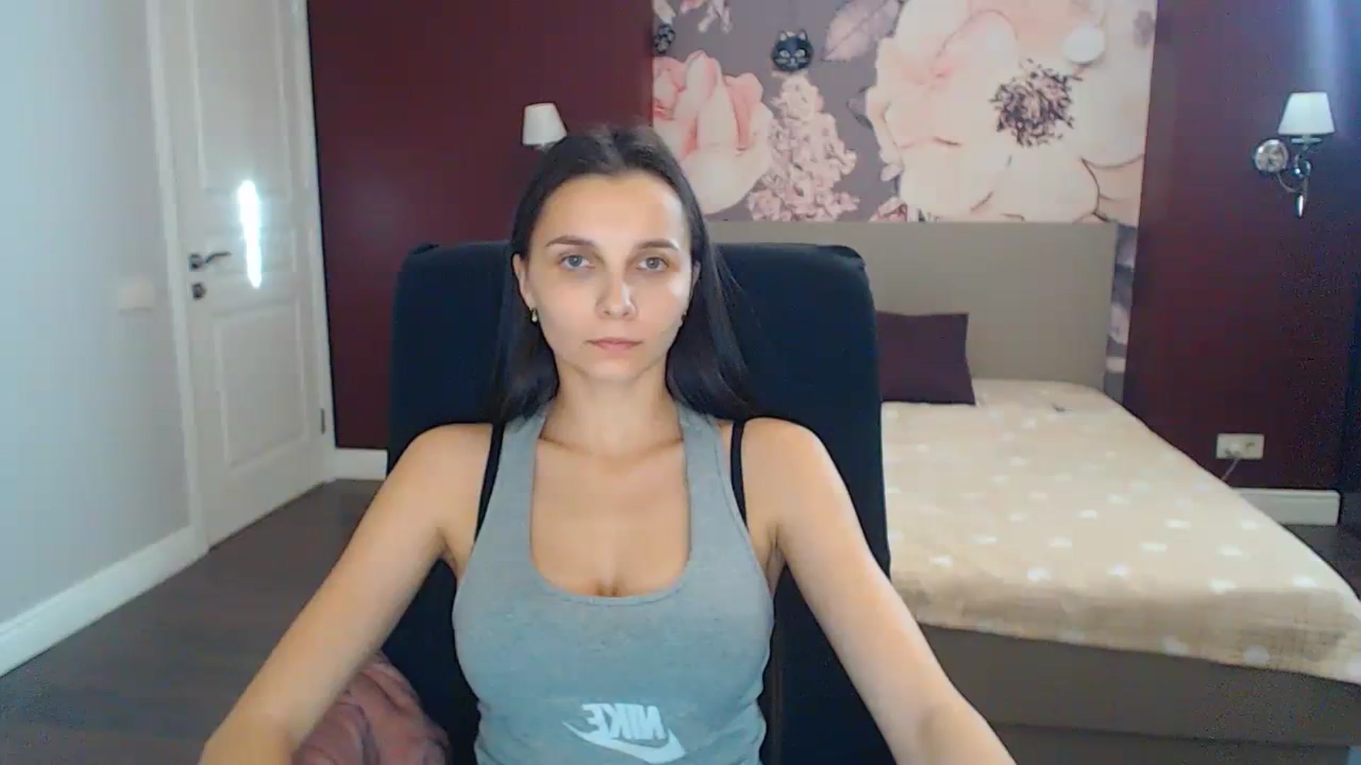 Gallery image thumbnail from Karina_Mils's myfreecams stream on, 11/20/2023, 12:09 image 20 of 20