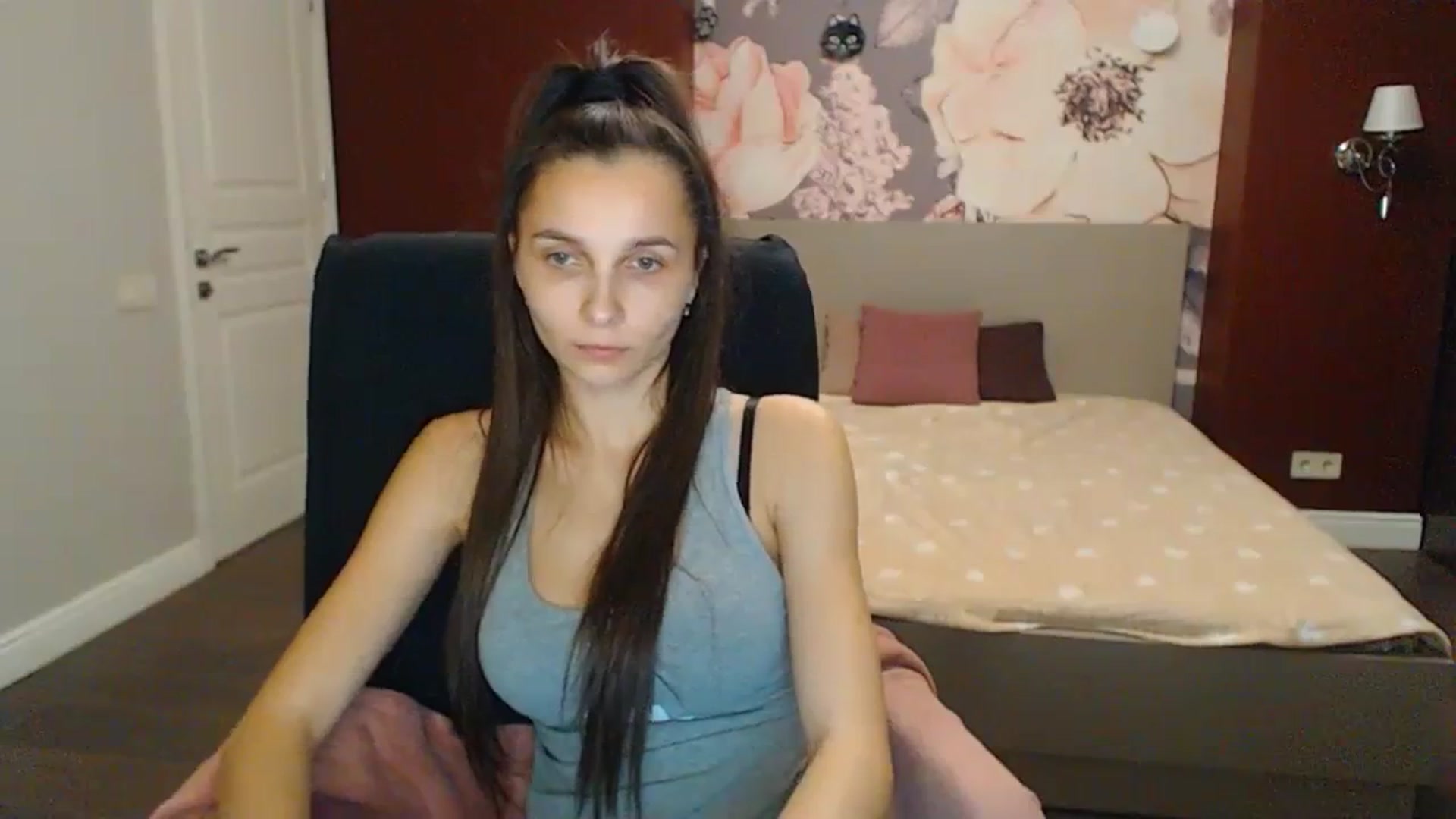 Gallery image thumbnail from Karina_Mils's myfreecams stream on, 11/24/2023, 19:07 image 6 of 20