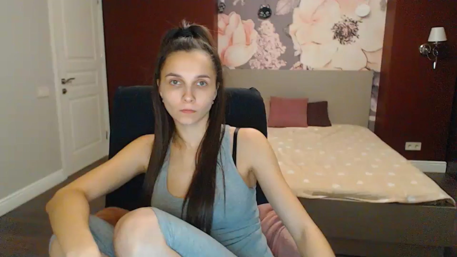 Gallery image thumbnail from Karina_Mils's myfreecams stream on, 11/24/2023, 19:07 image 1 of 20