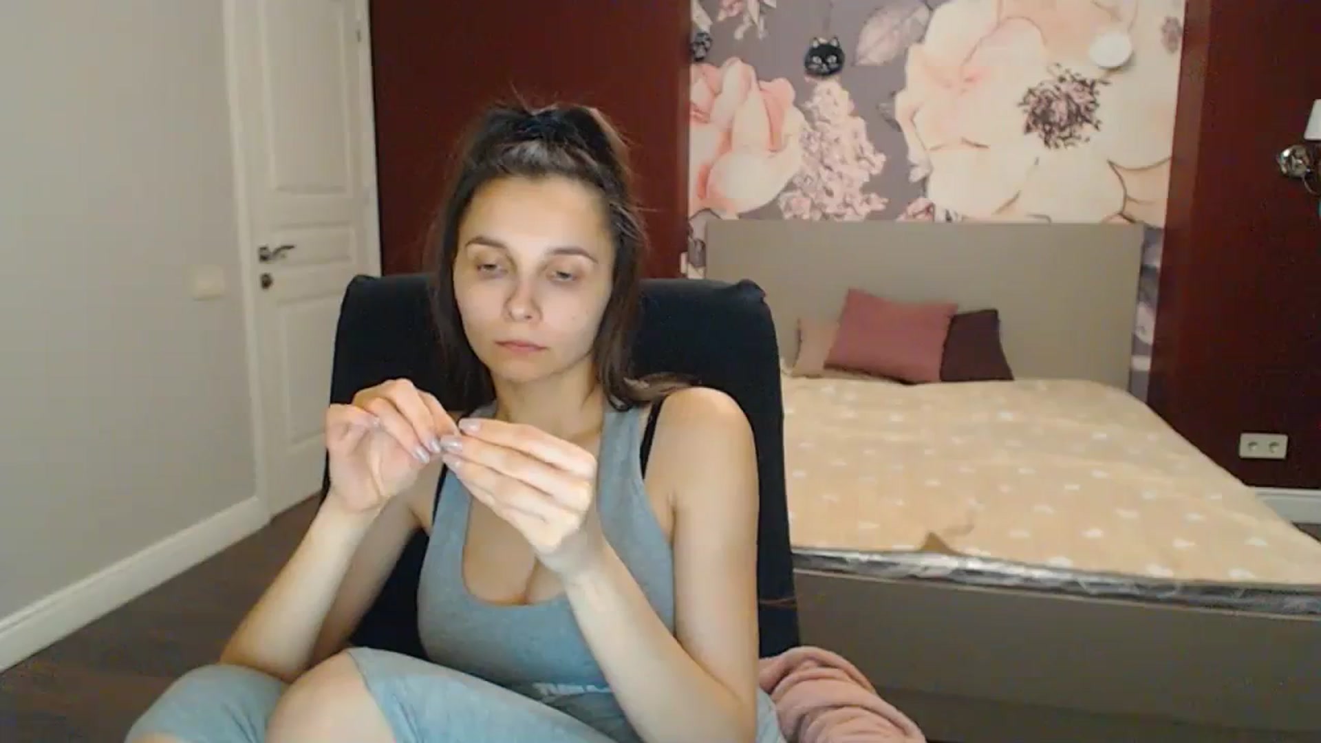 Gallery image thumbnail from Karina_Mils's myfreecams stream on, 11/25/2023, 18:17 image 2 of 20