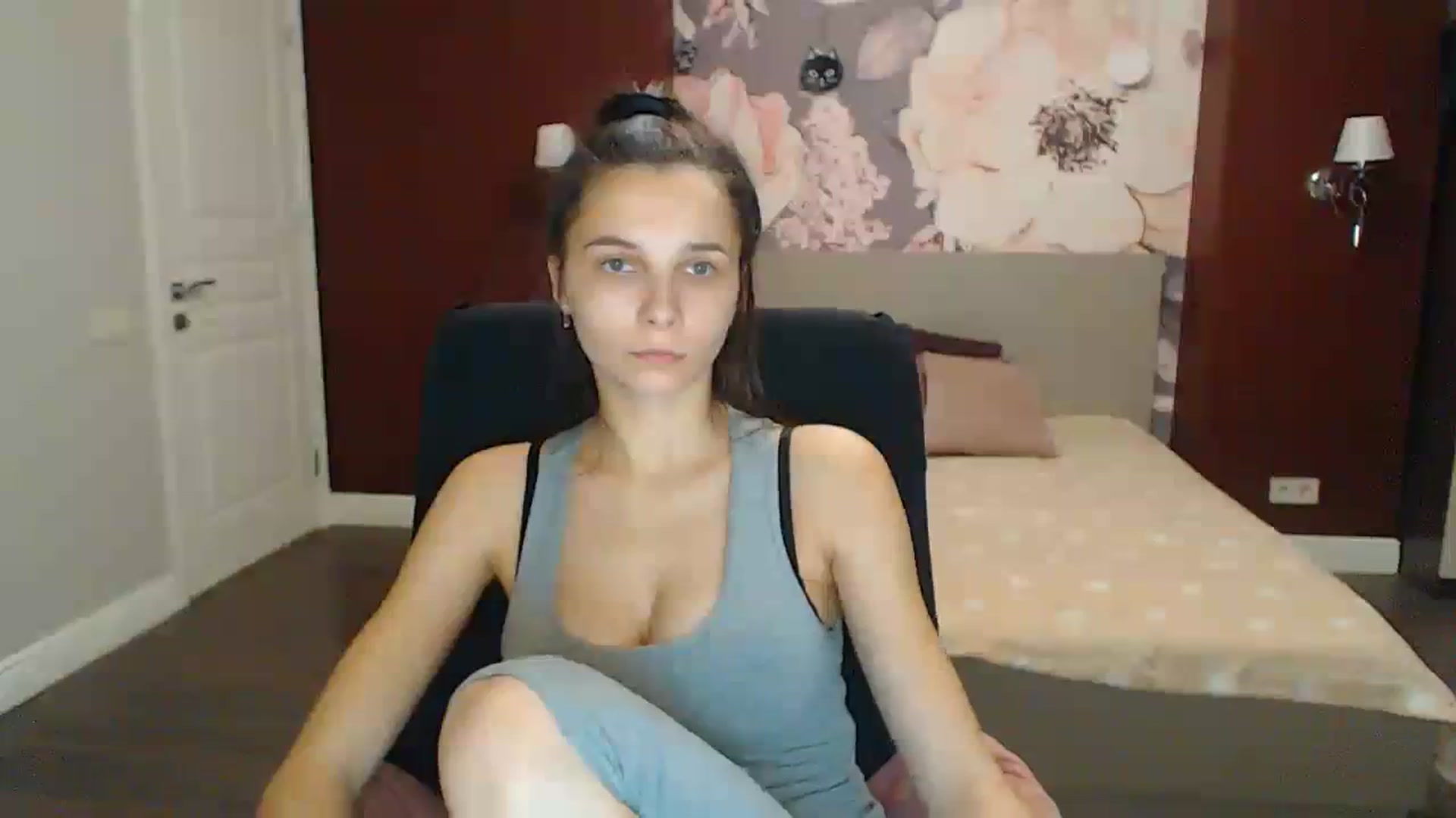 Gallery image thumbnail from Karina_Mils's myfreecams stream on, 12/03/2023, 14:46 image 9 of 20